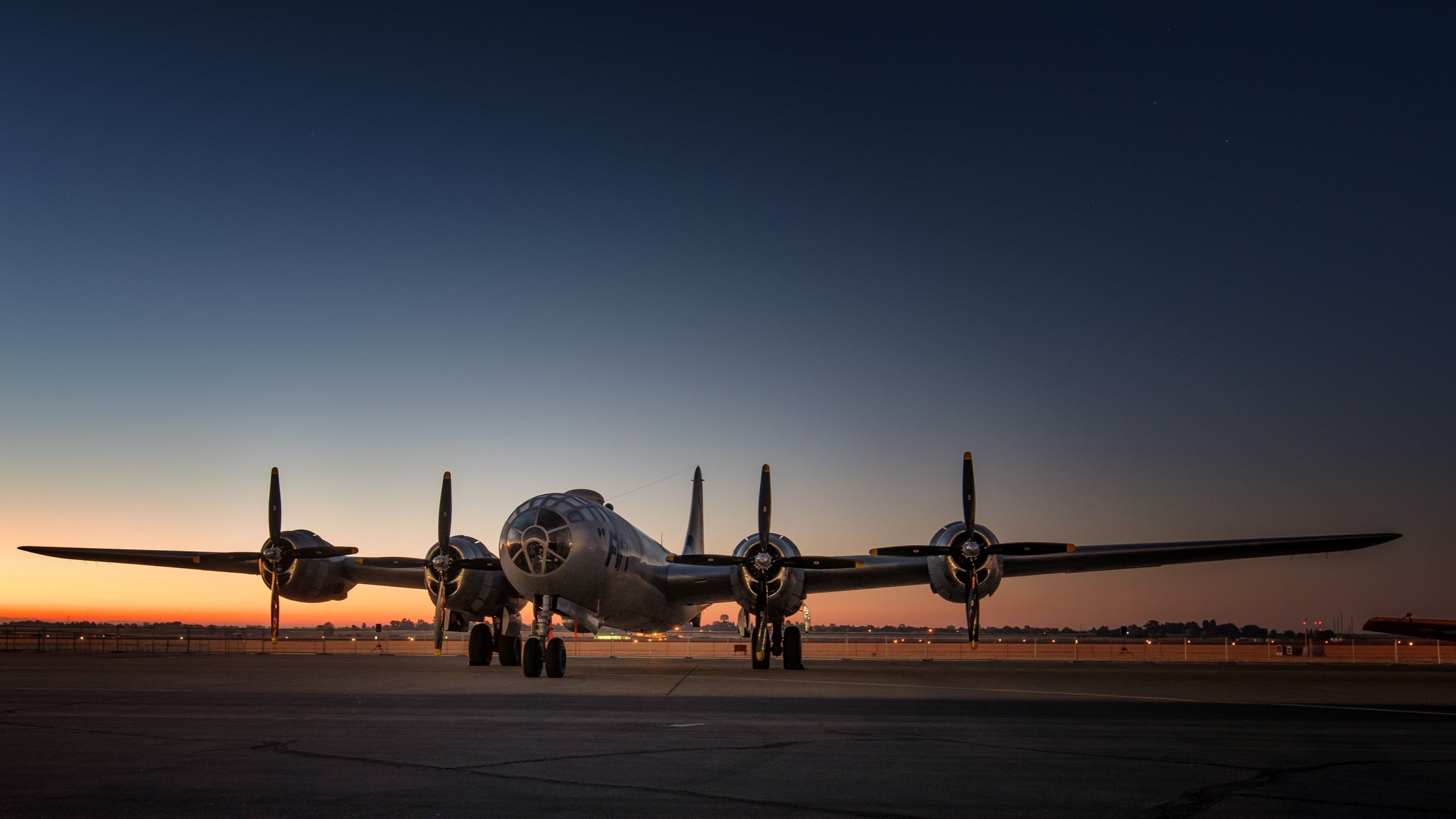 Boeing Superfortress, Historic aircraft, Flying fortress, Military bomber, 3840x2160 4K Desktop