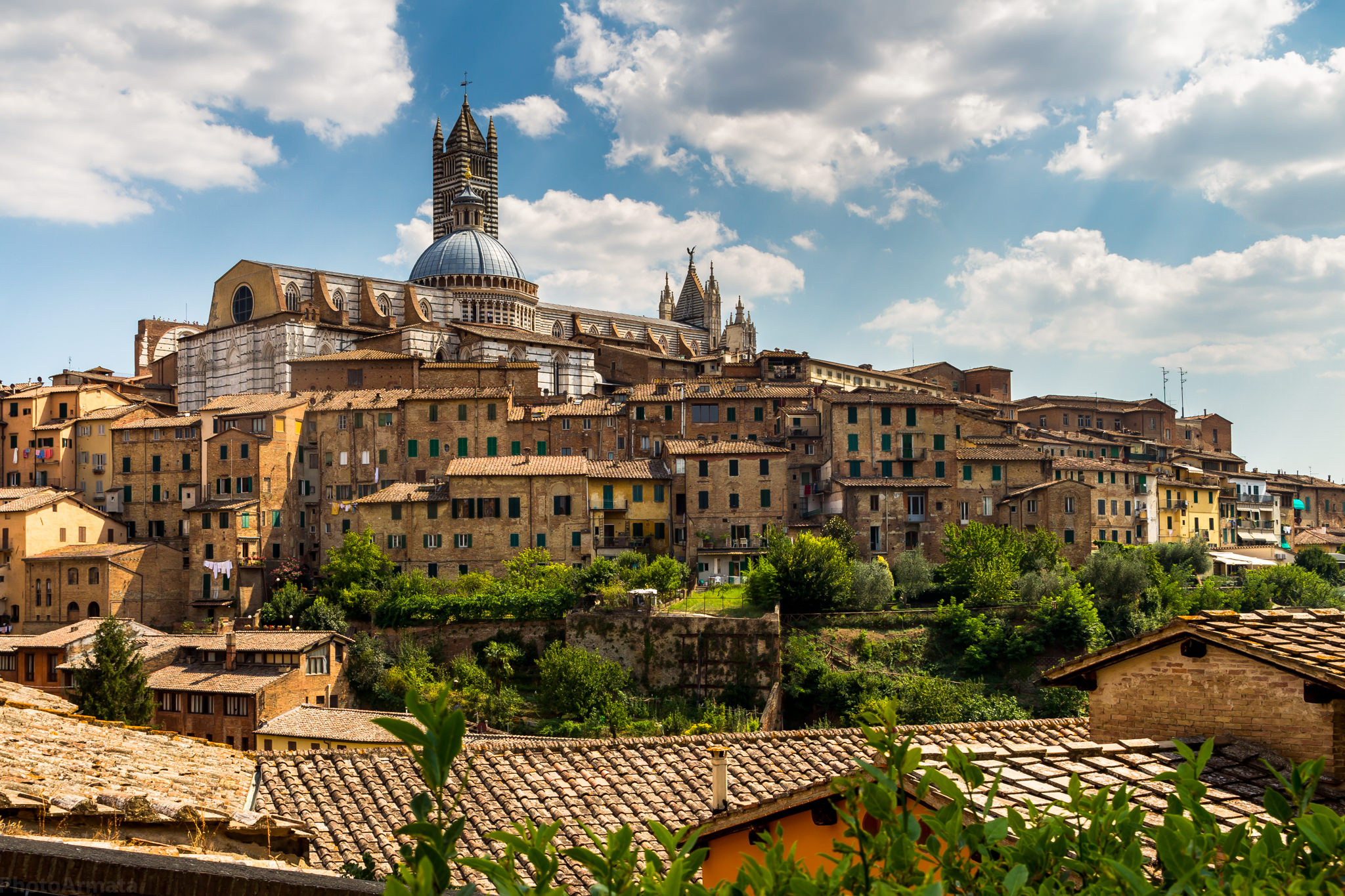 Capturing Siena's essence, Cityscape photography, Urban vibes, Architectural marvels, 2050x1370 HD Desktop