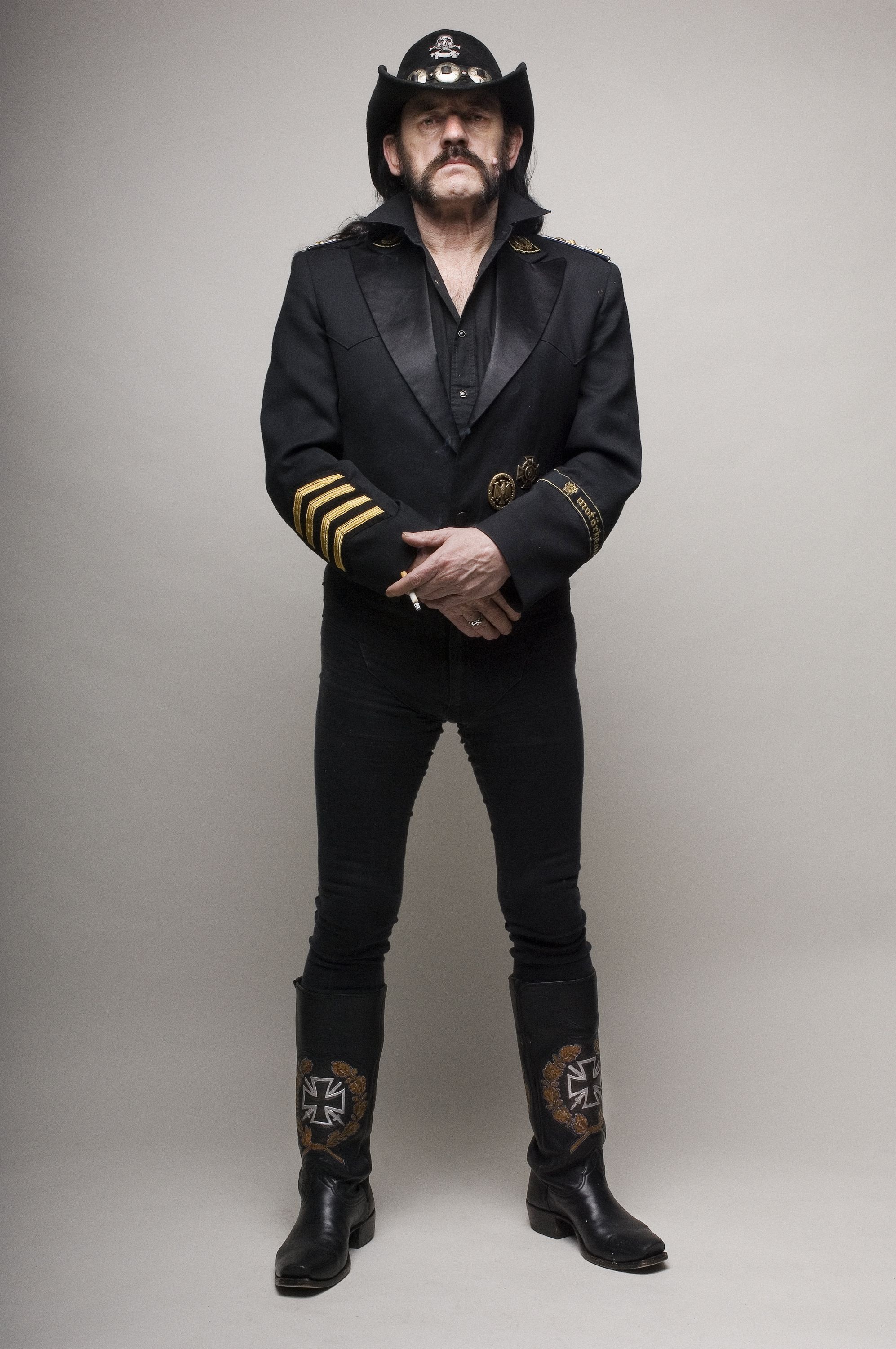 Lemmy Kilmister, Motorhead frontman, Legendary figure, Rock and roll, 2000x3010 HD Phone