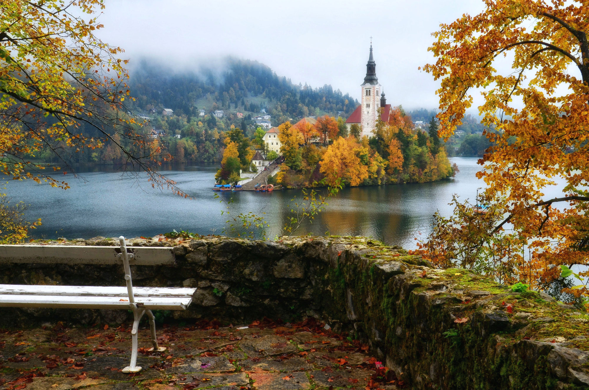 Lake Bled, Fall colors, Fine stay, Travels, 2000x1330 HD Desktop