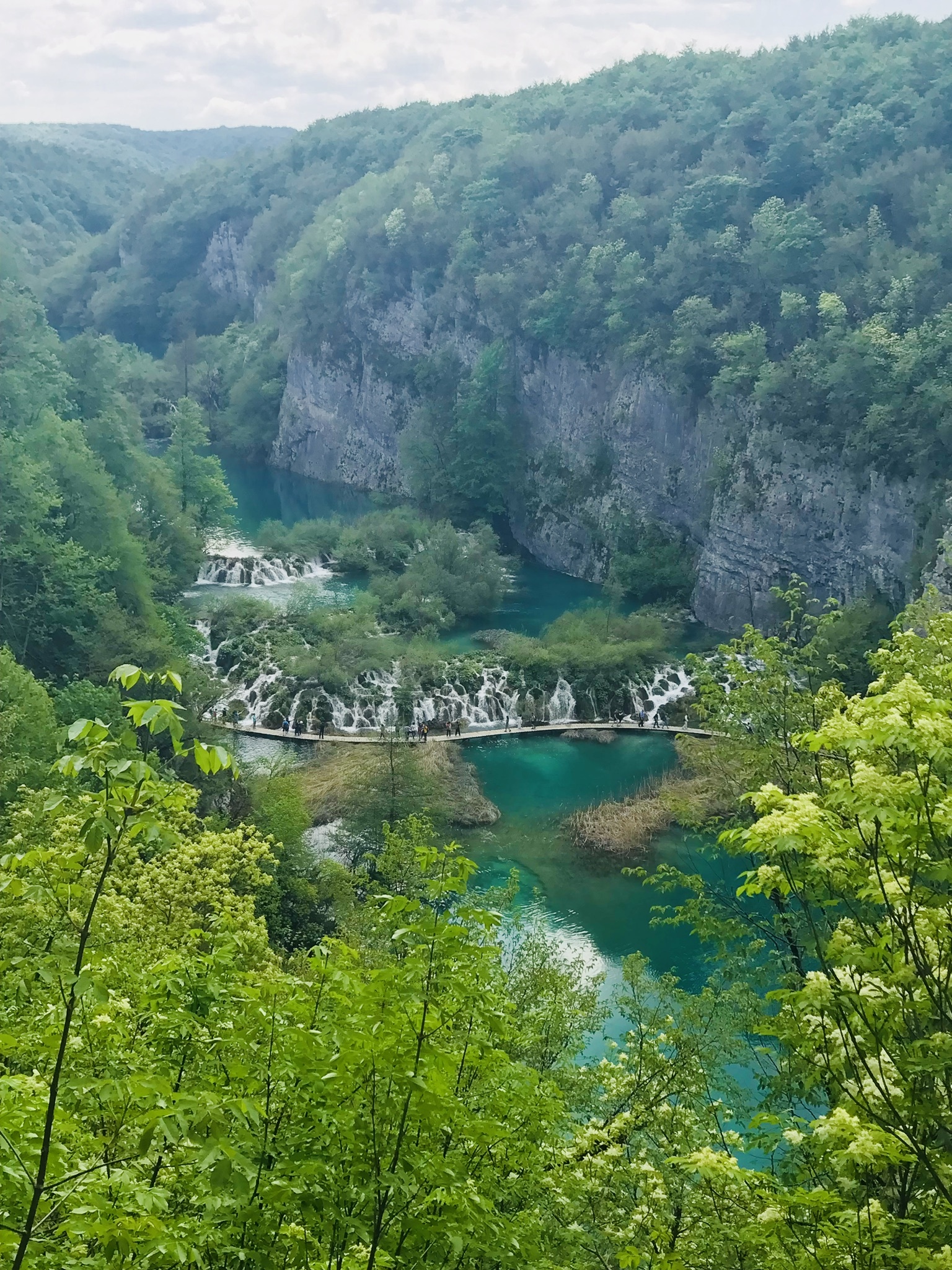 Plitvice Lakes, Hiking adventure, Travel Croatia, 1540x2050 HD Handy