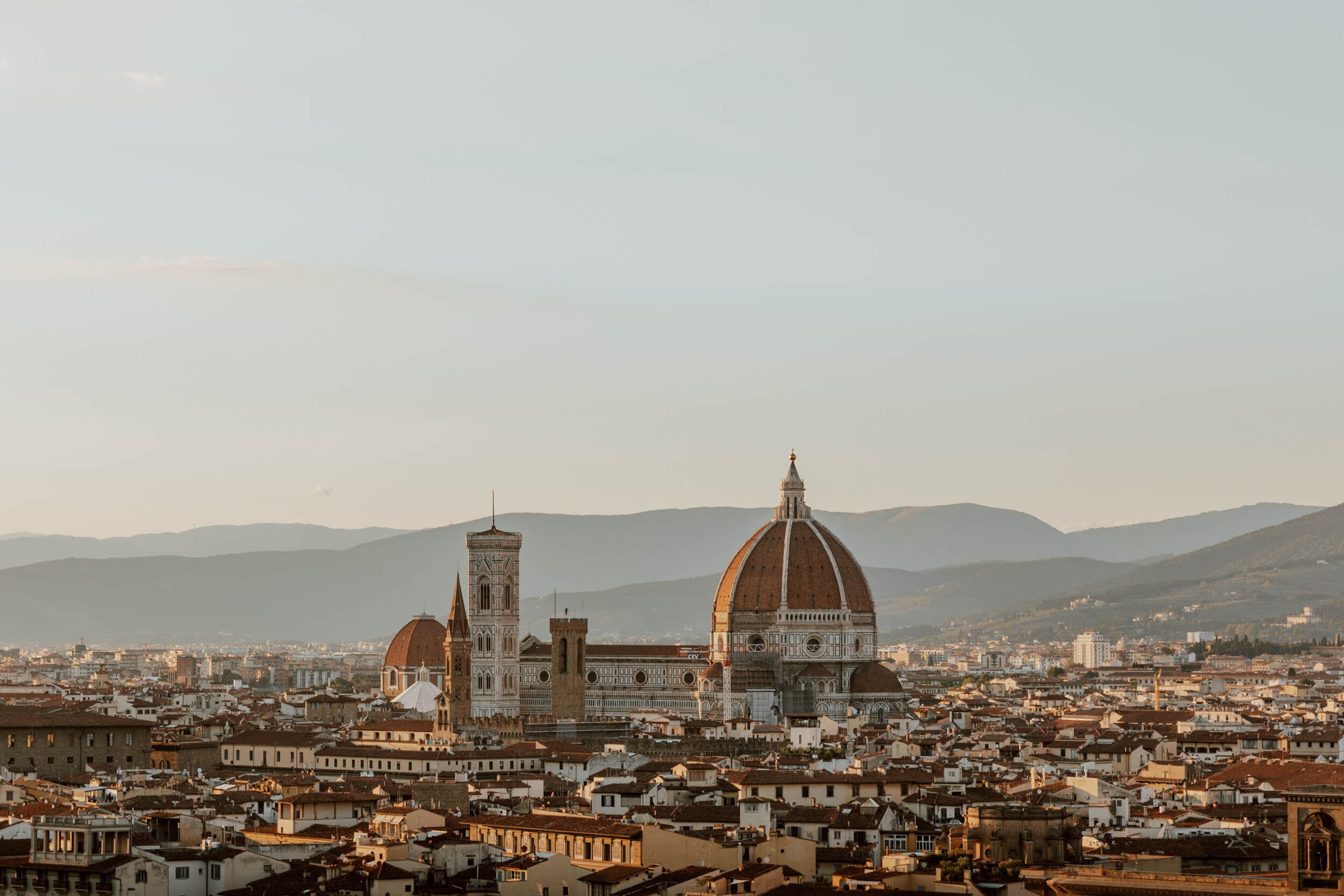 Besichtigung der Kathedrale von Florenz und des Doms, 2500x1670 HD Desktop
