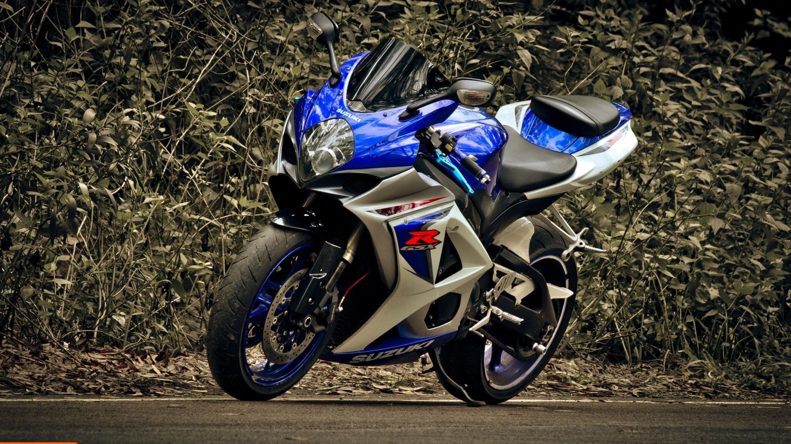 Suzuki GSX-R1000, 2018 model, HD wallpapers, Powerful bike, 2560x1440 HD Desktop