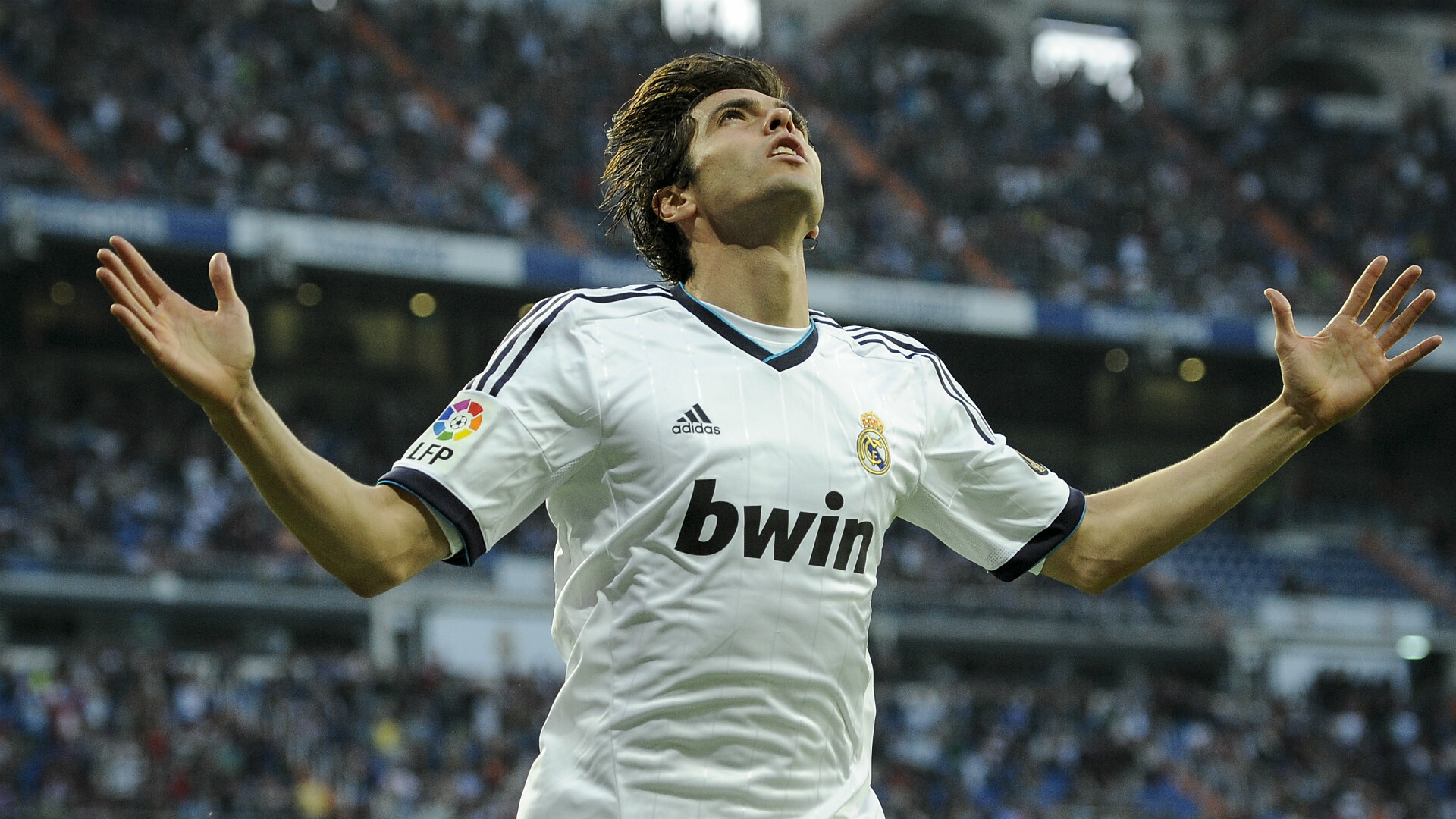 Kaká: Real Madrid, The first sportsperson to amass 10 million followers on Twitter. 1920x1080 Full HD Background.