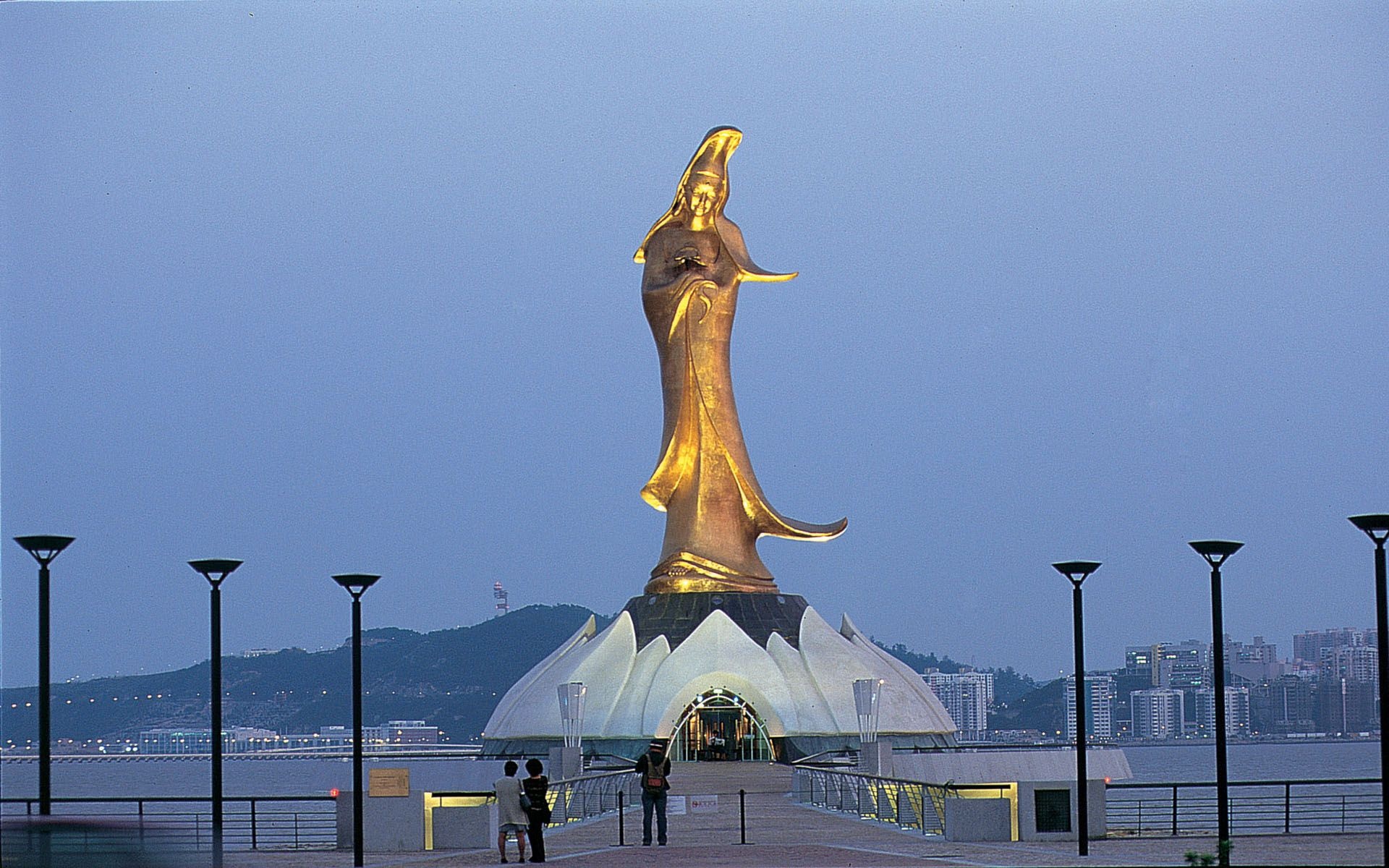 Macau statue, Macau China, Travel spot, Vacation spots, 1920x1200 HD Desktop