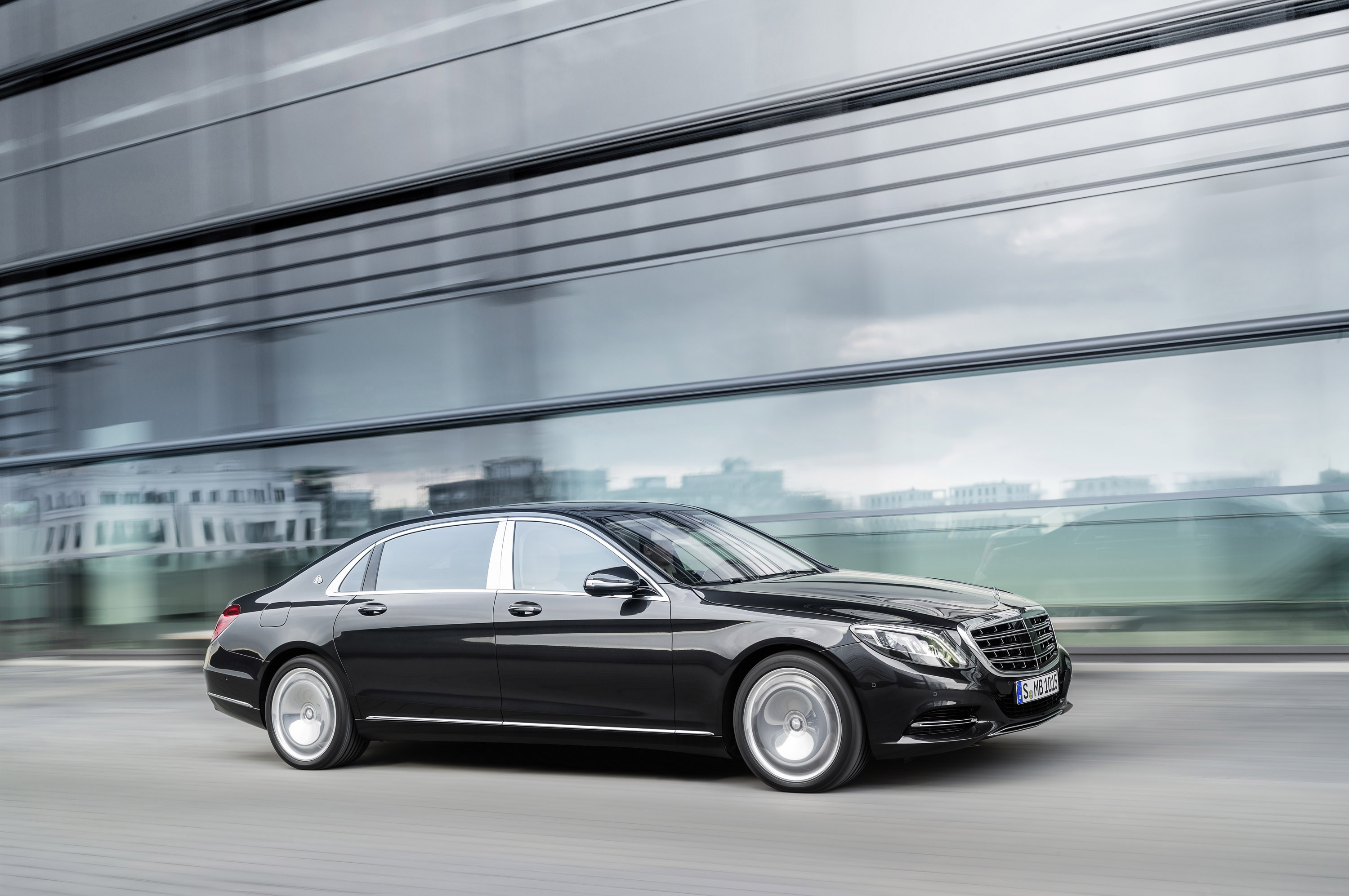 Mercedes-Benz Maybach S600, Ultimate luxury, Timeless elegance, State-of-the-art technology, 3000x2000 HD Desktop