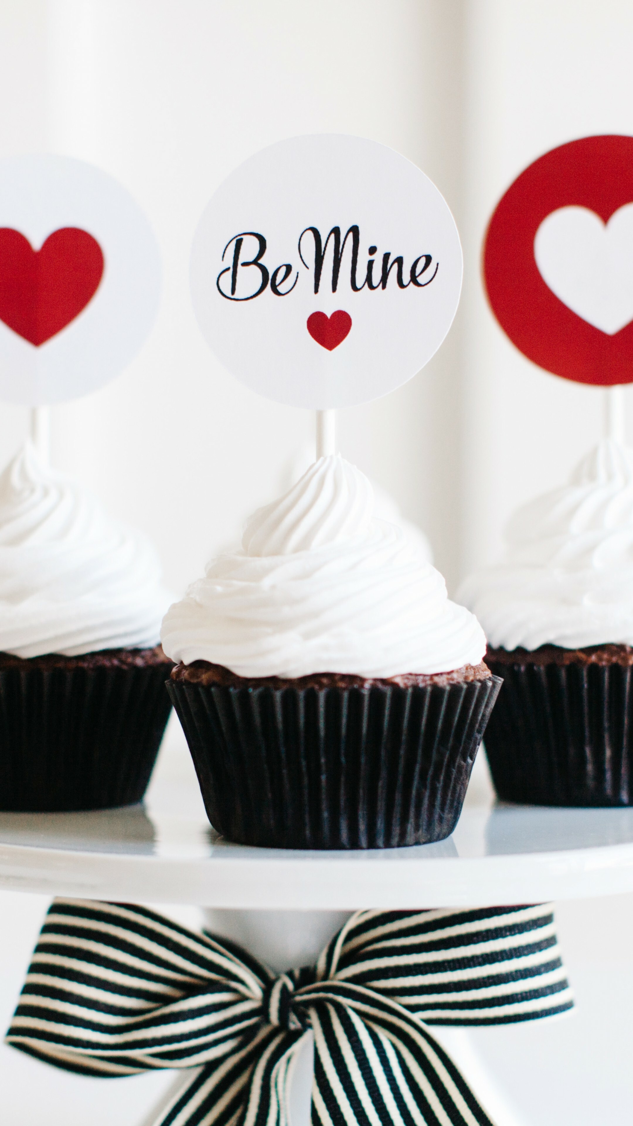 Valentine's Day: A holiday of romantic dinners, Cupcakes. 2160x3840 4K Wallpaper.