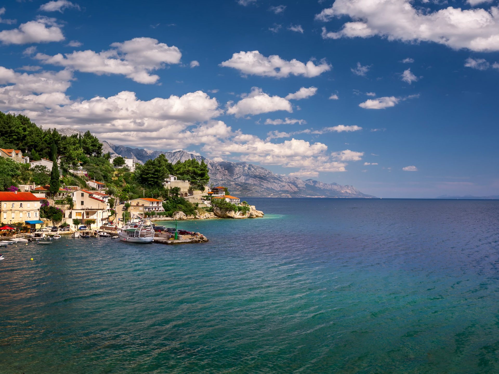 Croatia: Mimice, Adriatic Sea coast, Omis Riviera. 1920x1440 HD Background.