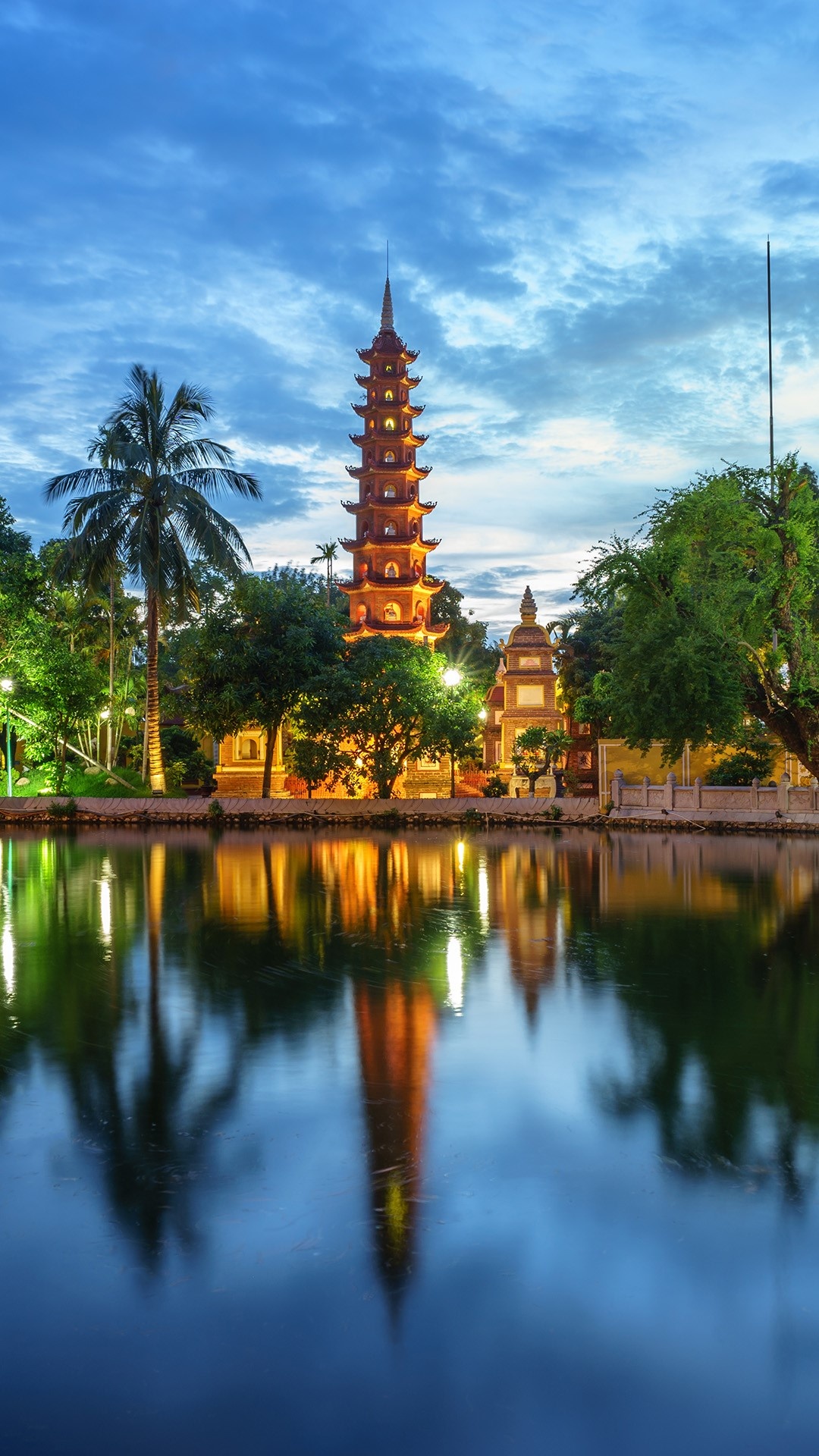 Trn Quc Pagoda view, Oldest temple in Hanoi, Windows 10 spotlight images, 1080x1920 Full HD Handy