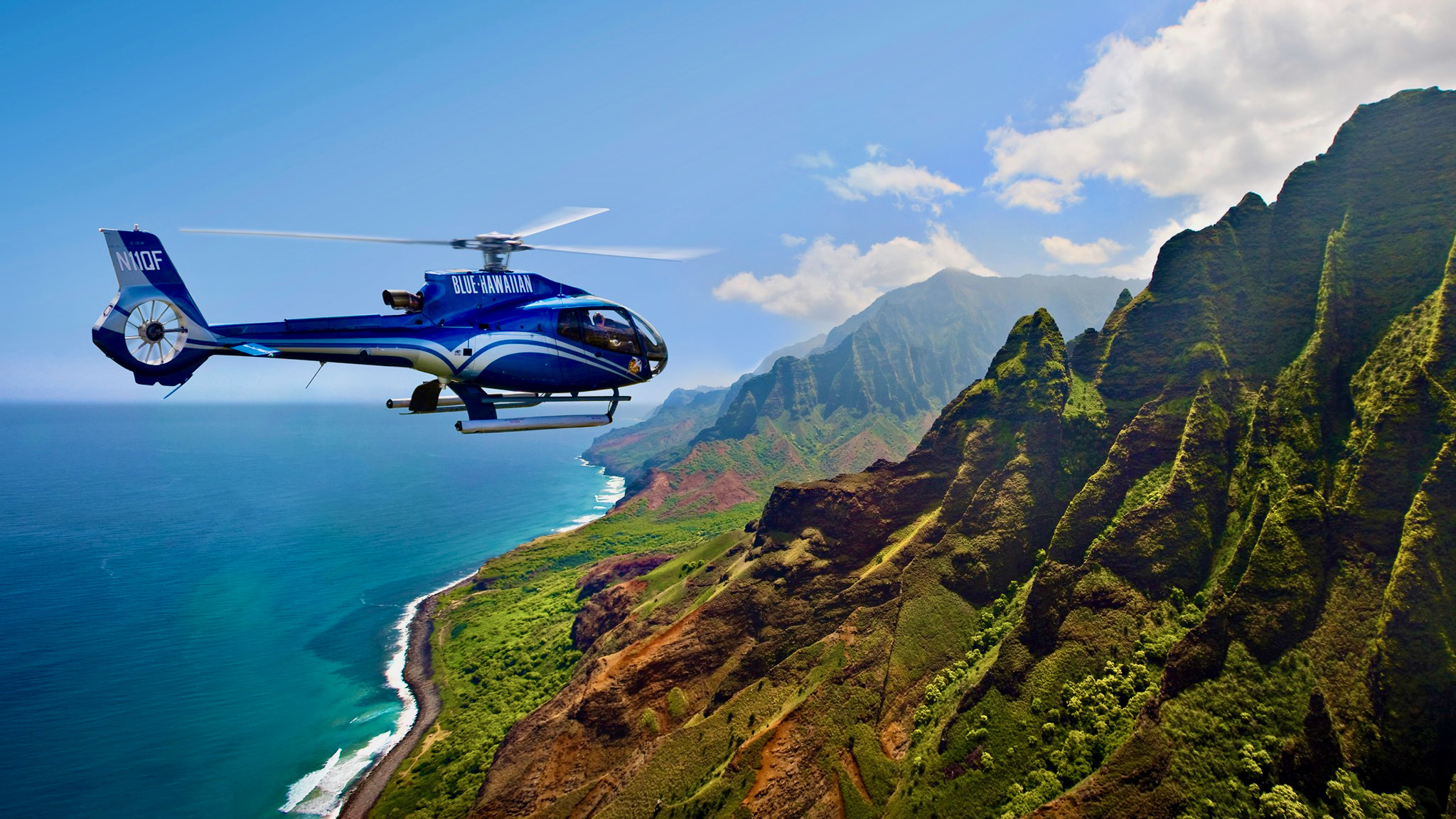 Spectacular helicopter tours, World's most scenic, Breathtaking views, Unforgettable experiences, 2050x1160 HD Desktop