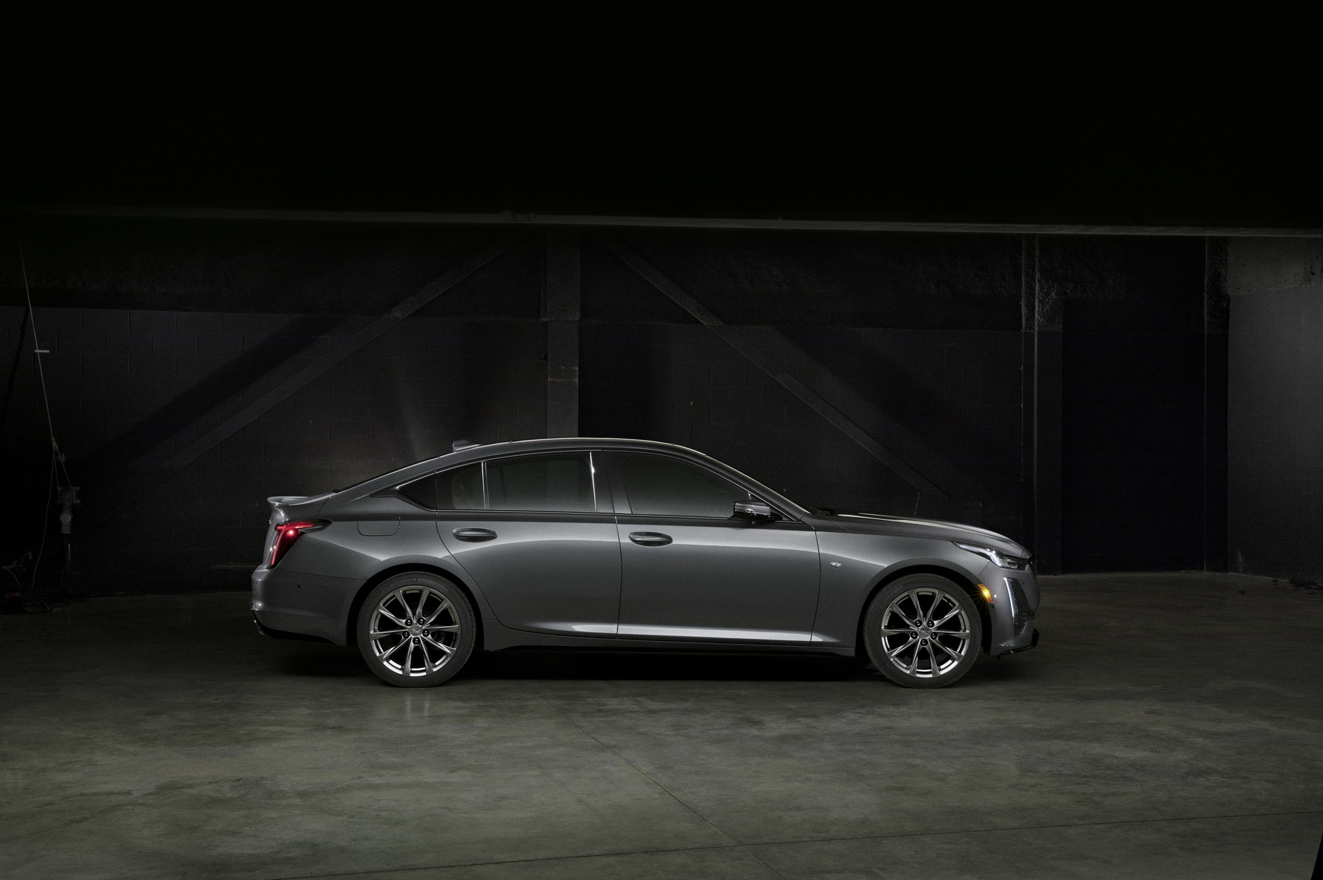 Cadillac CT5, Sport edition, New V performance package, Carscoops review, 1920x1280 HD Desktop