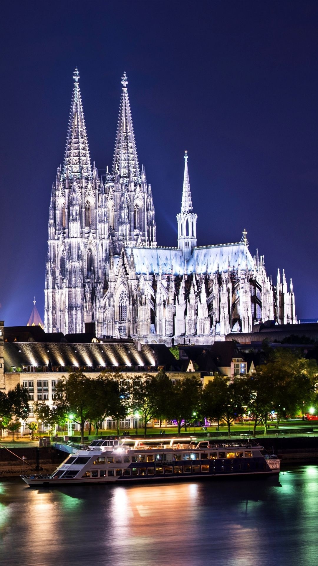 Cologne wallpapers, City's allure, Rich history, Striking visuals, 1080x1920 Full HD Phone