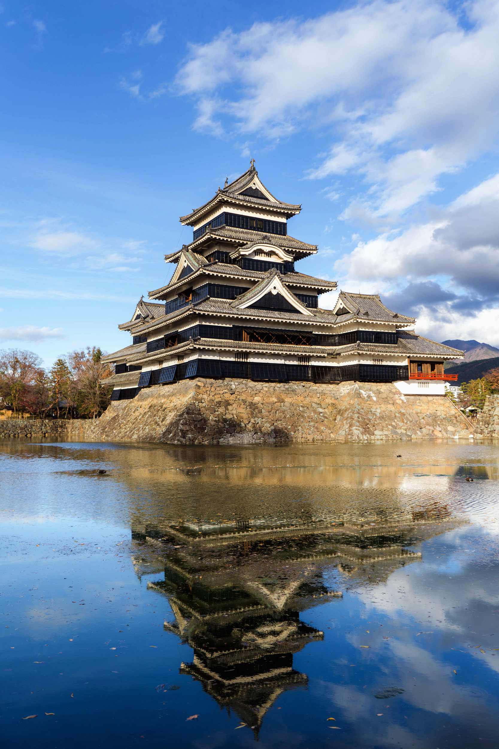 Matsumoto Castle, Exploring Nagano, Barret's travel, Memorable experiences, 1670x2500 HD Phone