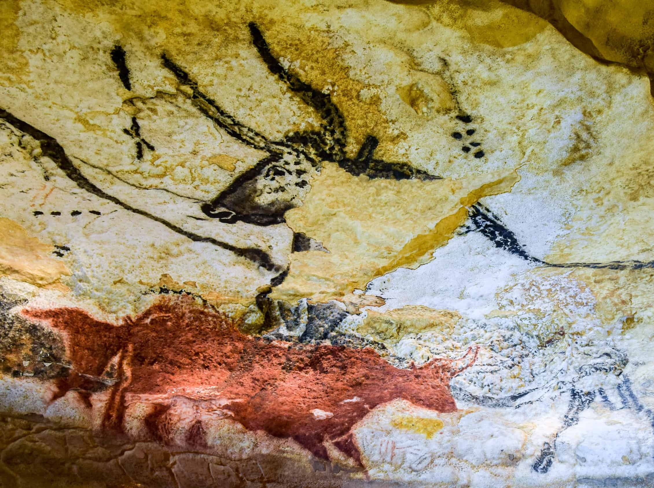 Lascaux, France, Stone Age cave paintings, Must-see, 2260x1690 HD Desktop