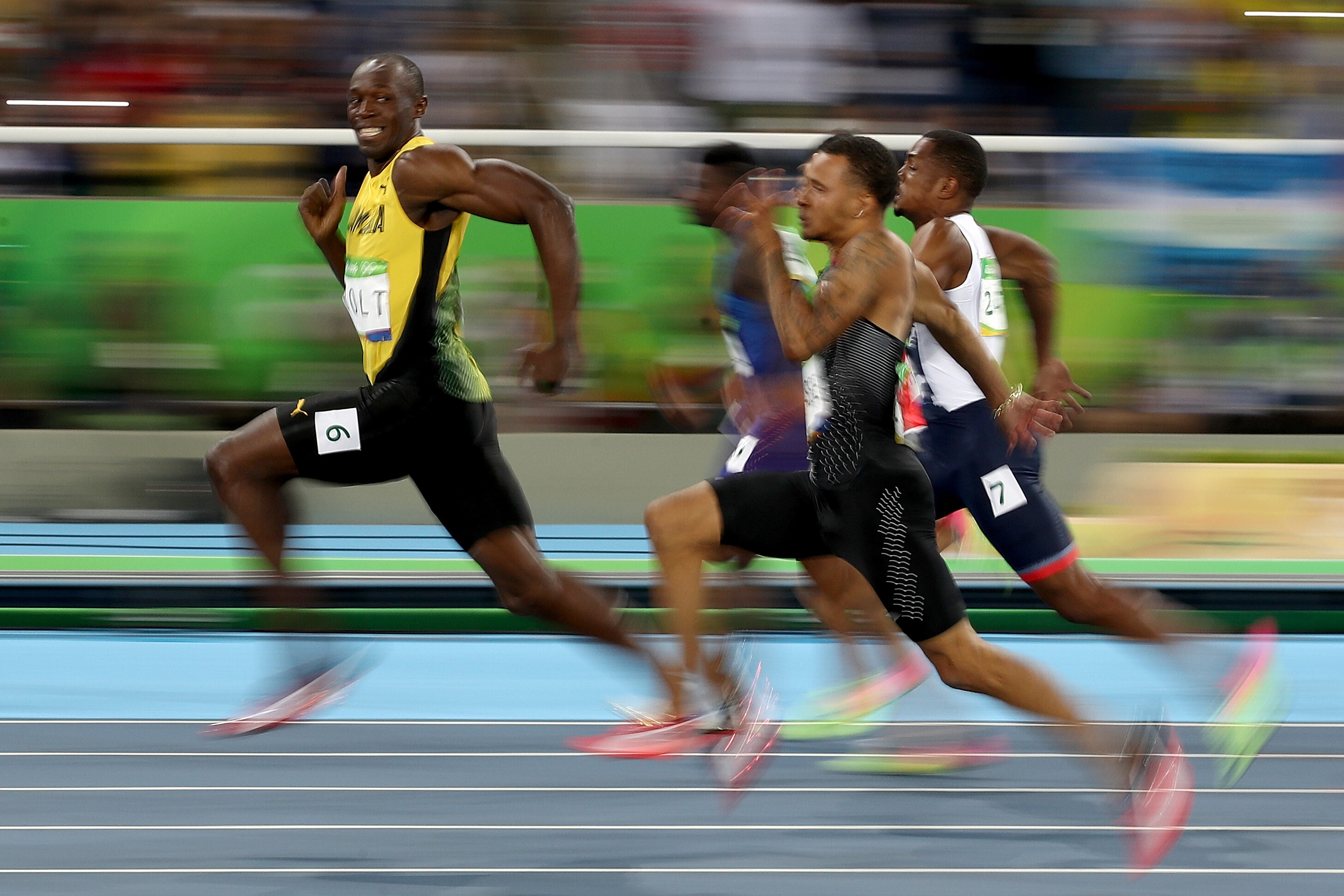 Usain Bolt: 2016 Rio Olympics, He won two 4 × 100 relay Olympic gold medals. 2920x1950 HD Wallpaper.