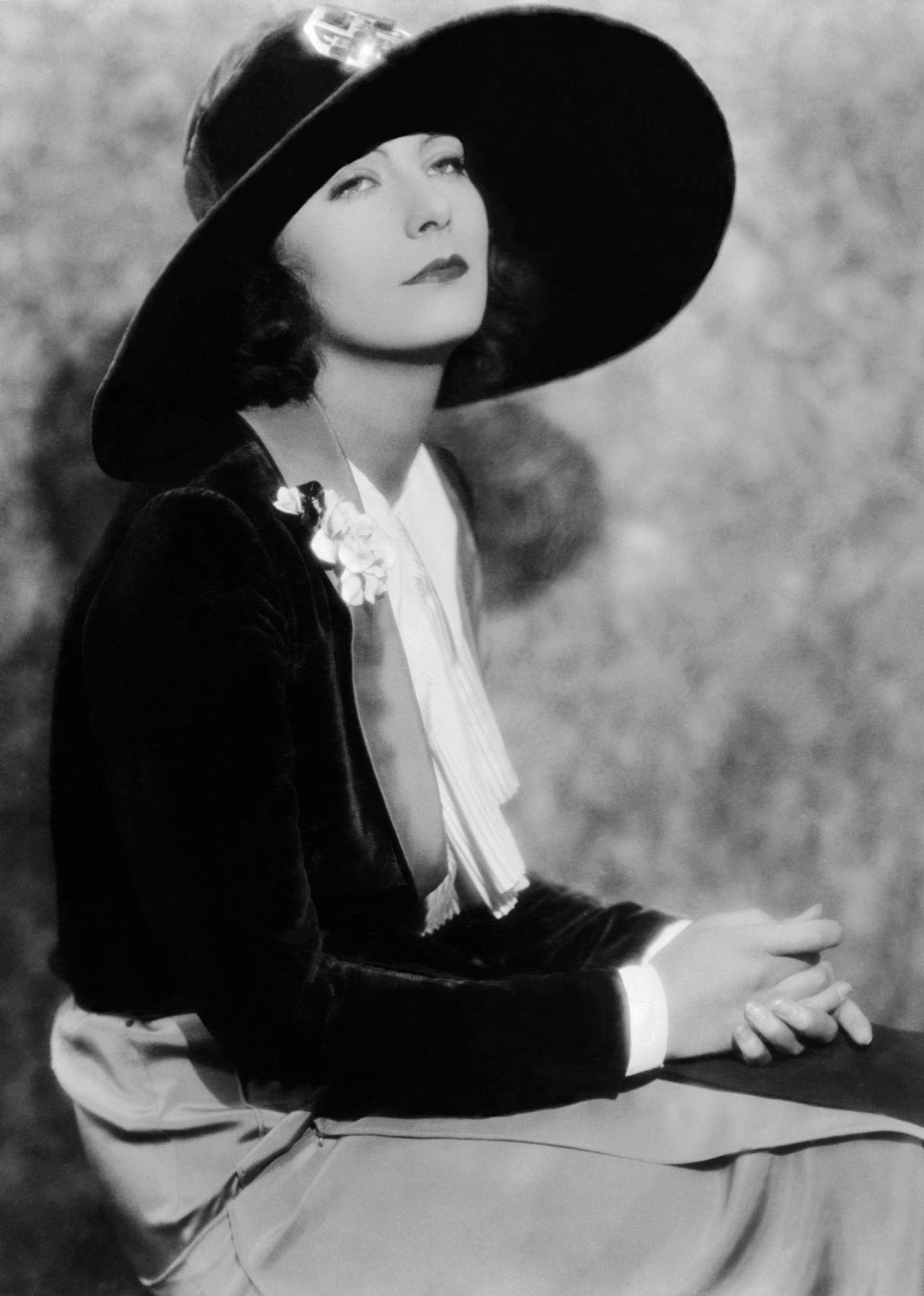 Greta Garbo, Love, Silent Movies, 1430x2000 HD Handy