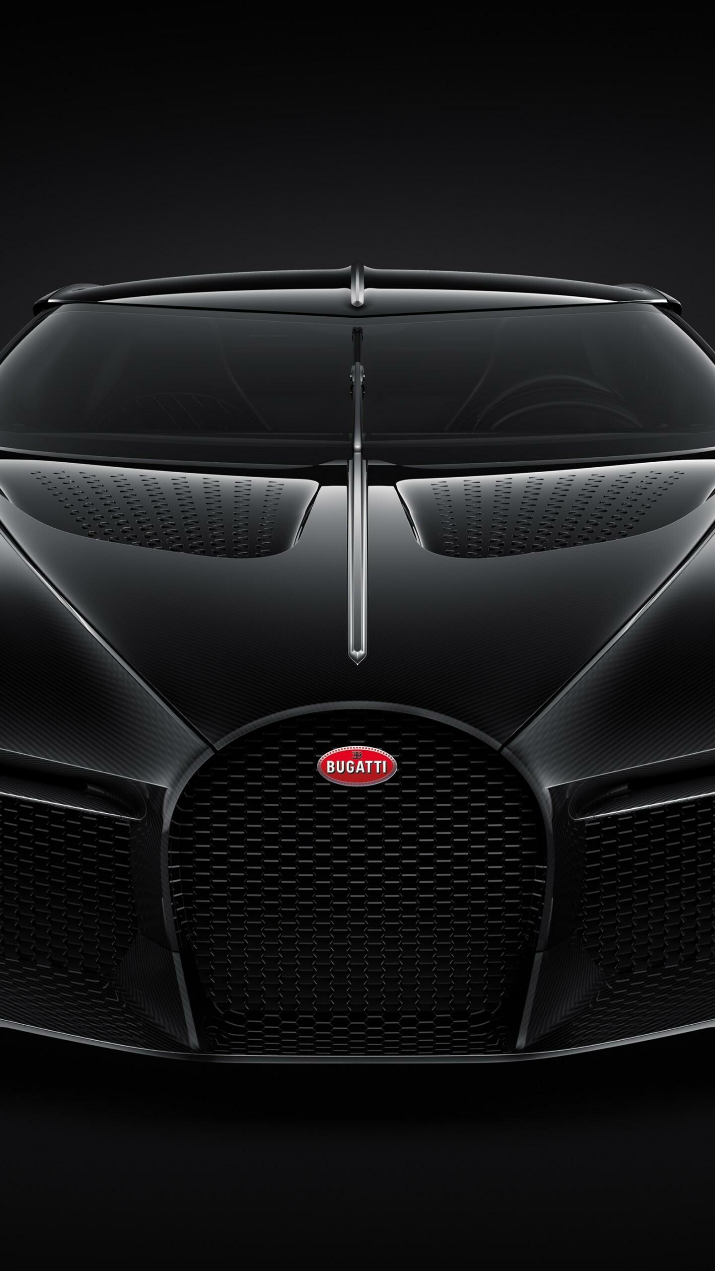 Bugatti La Voiture Noire: The car is inspired by the Veyron 16.4 (2005), Chiron (2016), and Divo (2018). 1440x2560 HD Background.