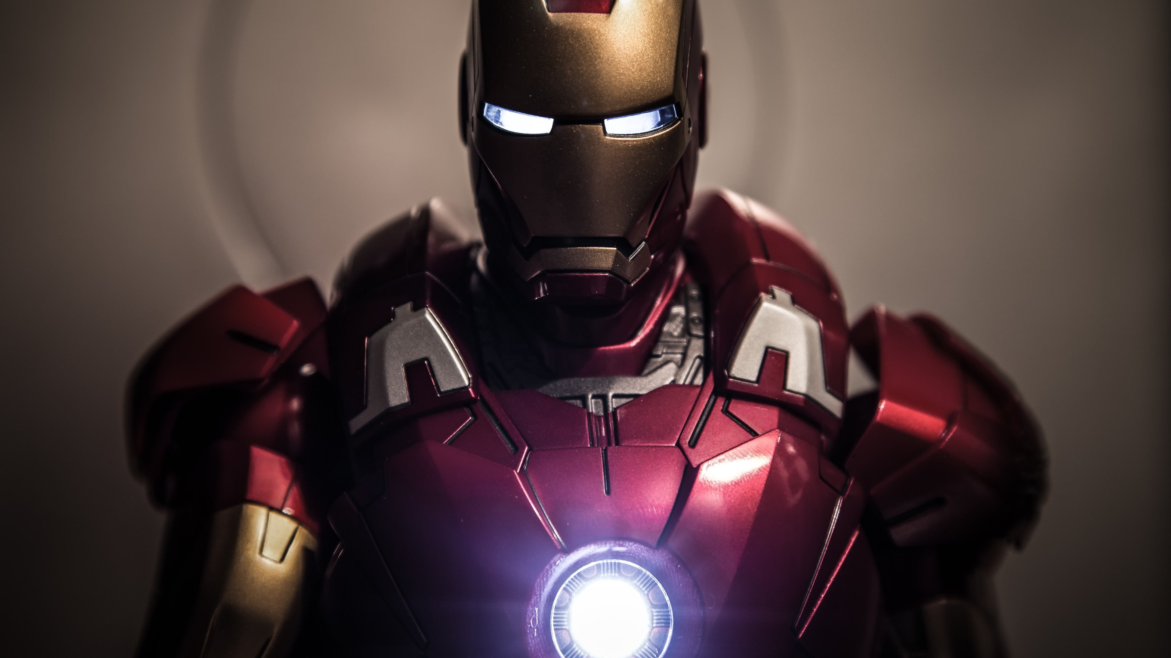 Iron Man Suit, Wallpaper, 3840x2160 4K Desktop