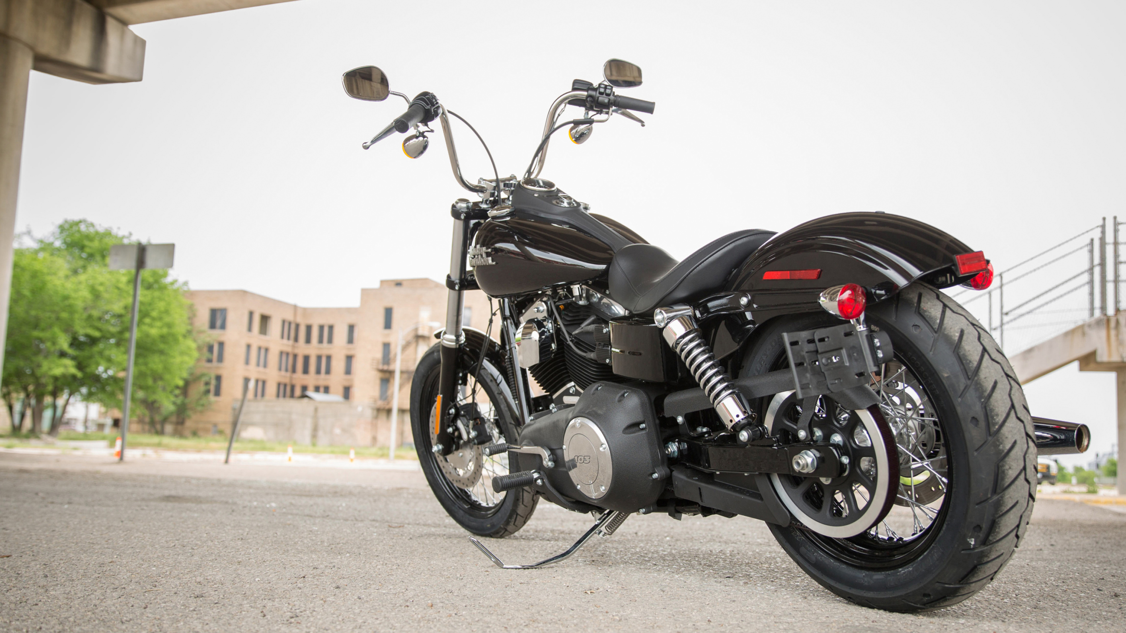 Harley-Davidson Street Bob, Iconic motorcycle, Classic design, Timeless appeal, 3840x2160 4K Desktop