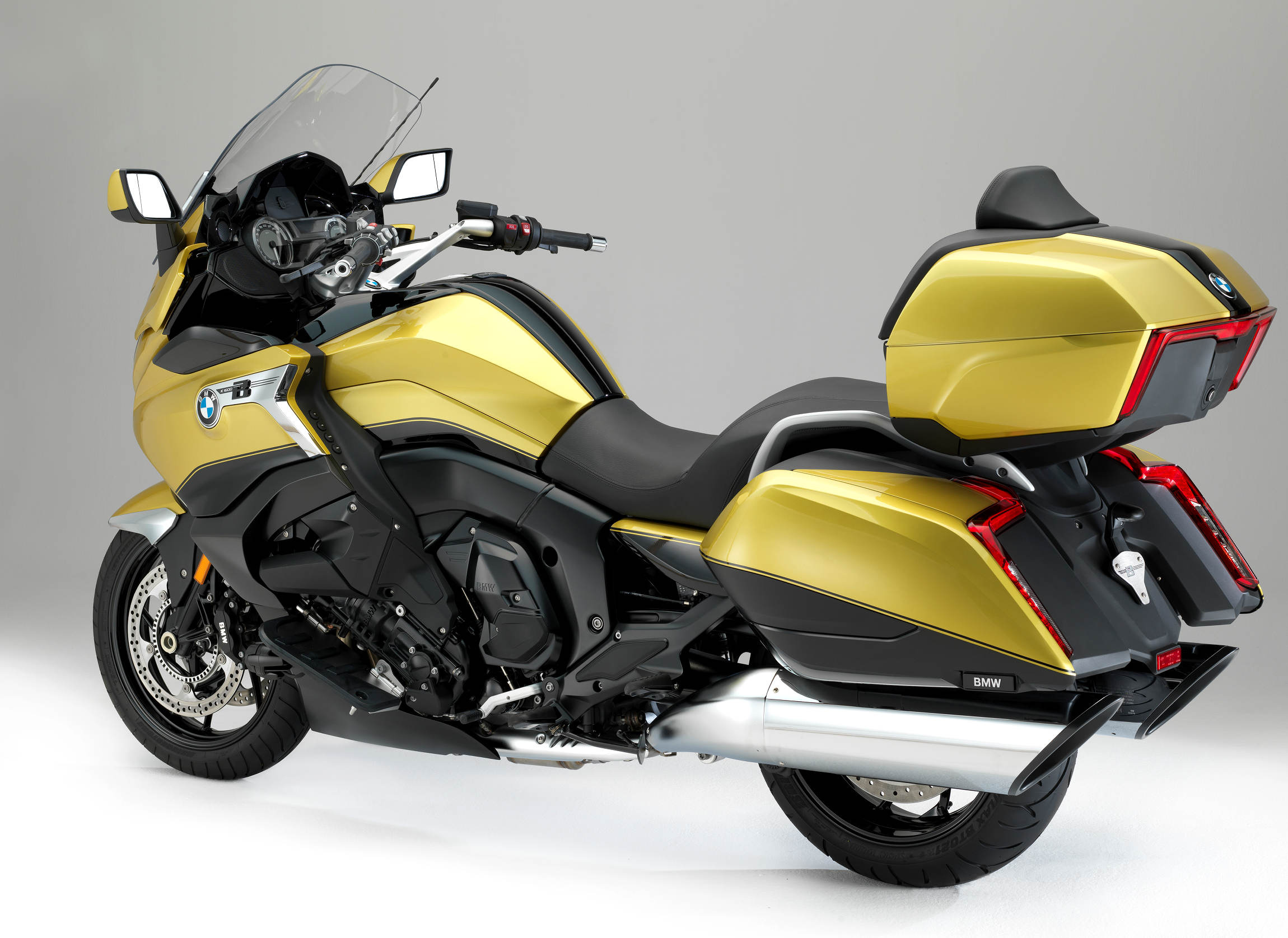 BMW K 1600 Grand America, Gold Wing response, Motorcycle, Honda, 2300x1680 HD Desktop
