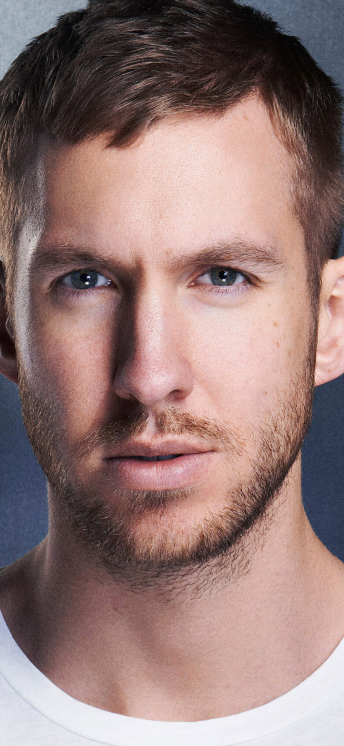 Calvin Harris: "We'll Be Coming Back", featuring English singer Example, was released on 2 June 2012. 1130x2440 HD Background.