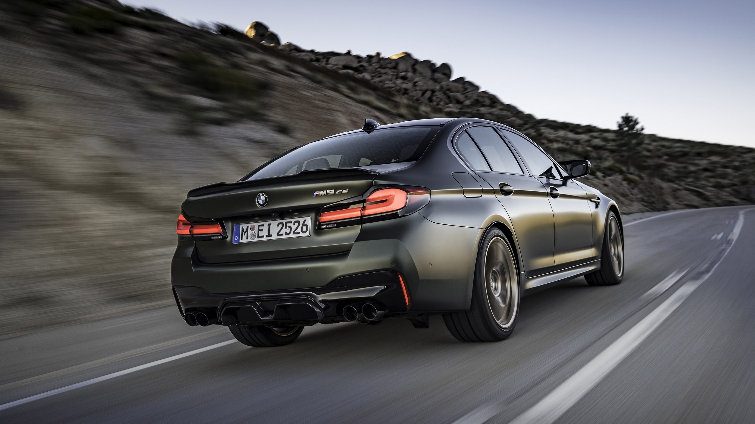 BMW M5 CS, Track-inspired, Aggressive styling, Superior aerodynamics, 2560x1440 HD Desktop