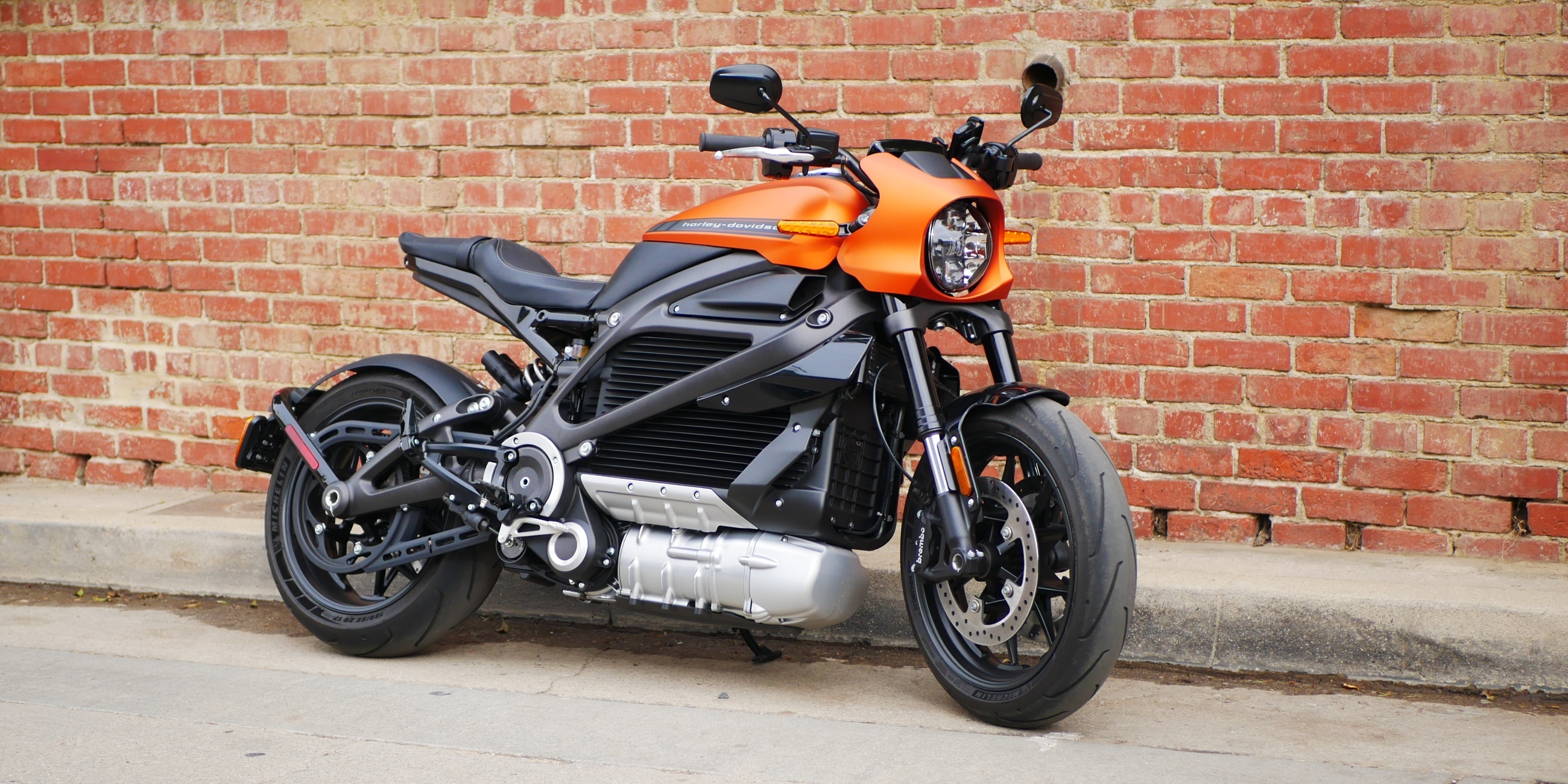Harley Bikes, Electric motorcycle, Real deal, Harley Davidson, 2600x1300 Dual Screen Desktop