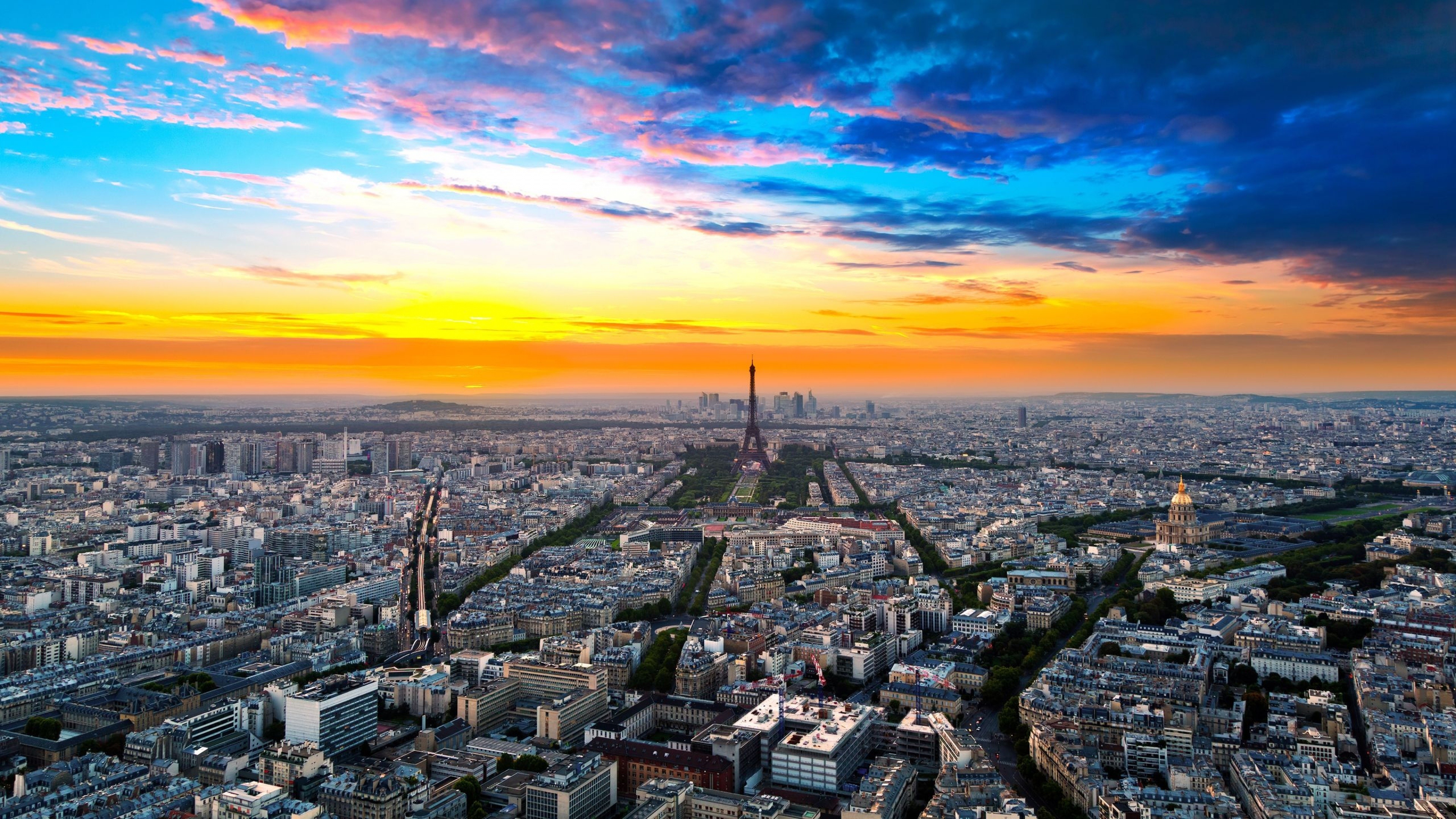 Paris: "The City of Light", Cityscape. 3840x2160 4K Background.