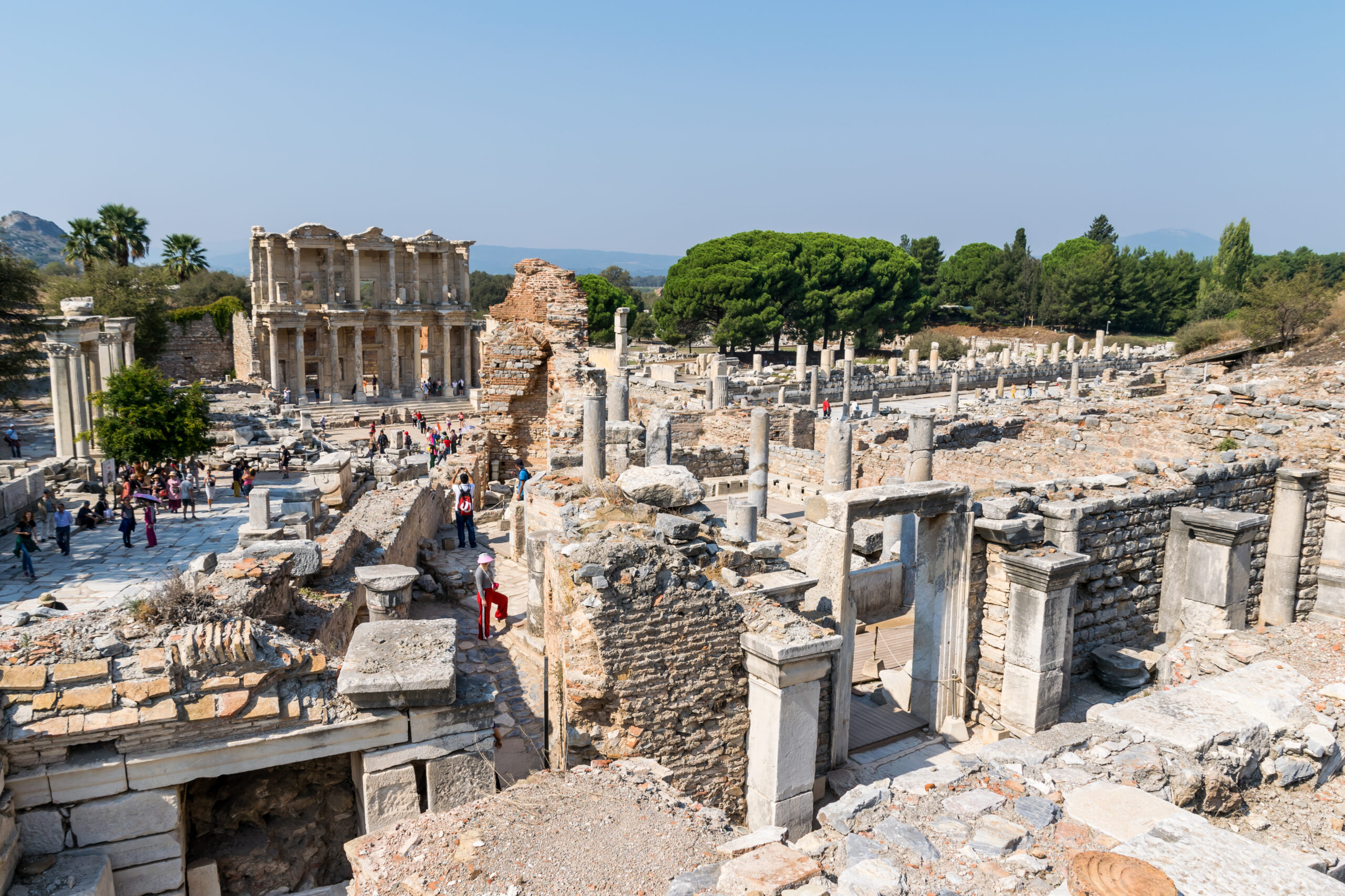 Ephesus, Ancient city exploration, Turkish history, Activity holidays, 2560x1710 HD Desktop