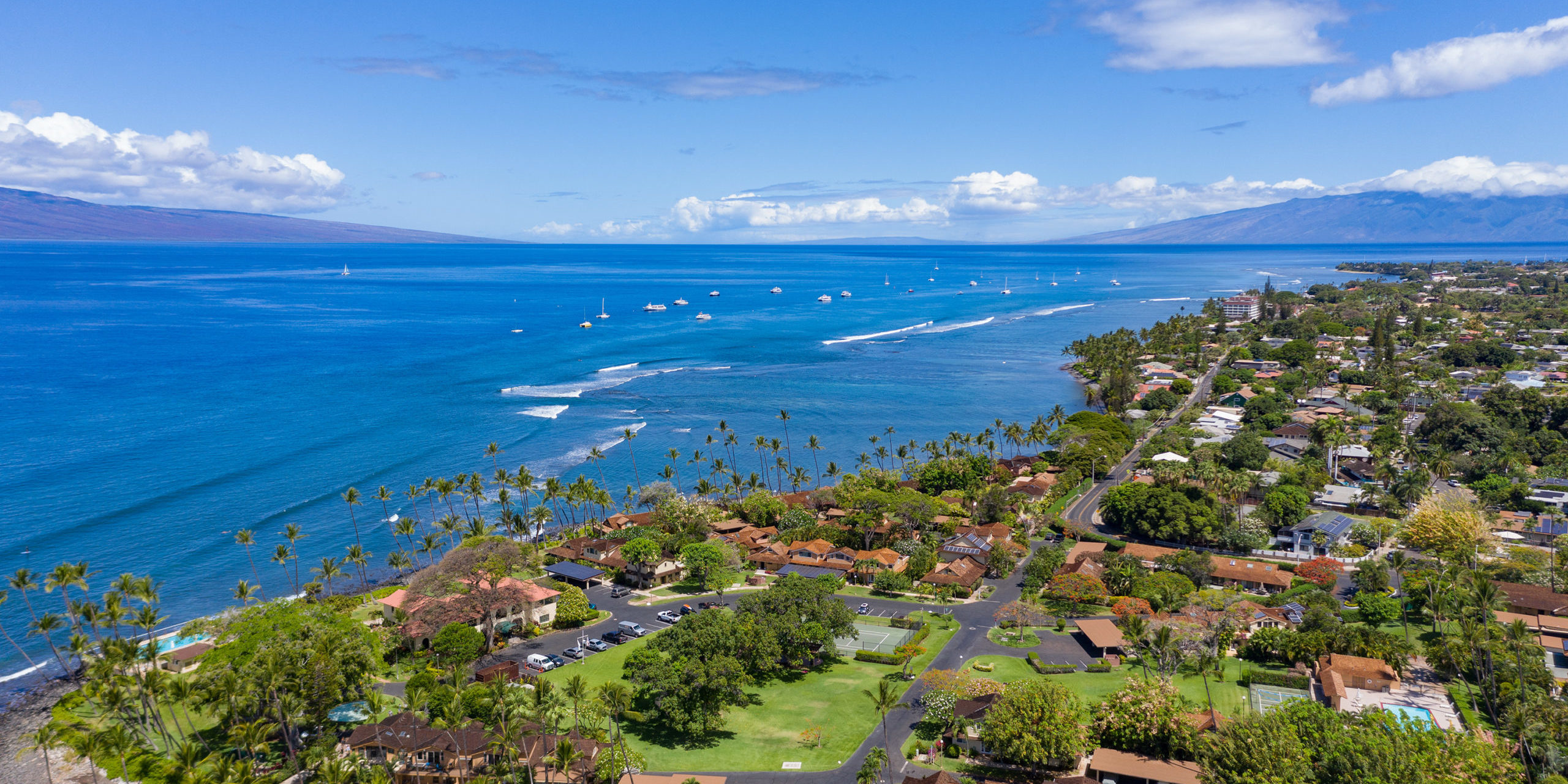 Lahaina living, Maui real estate, Hawaii, 2560x1280 Dual Screen Desktop
