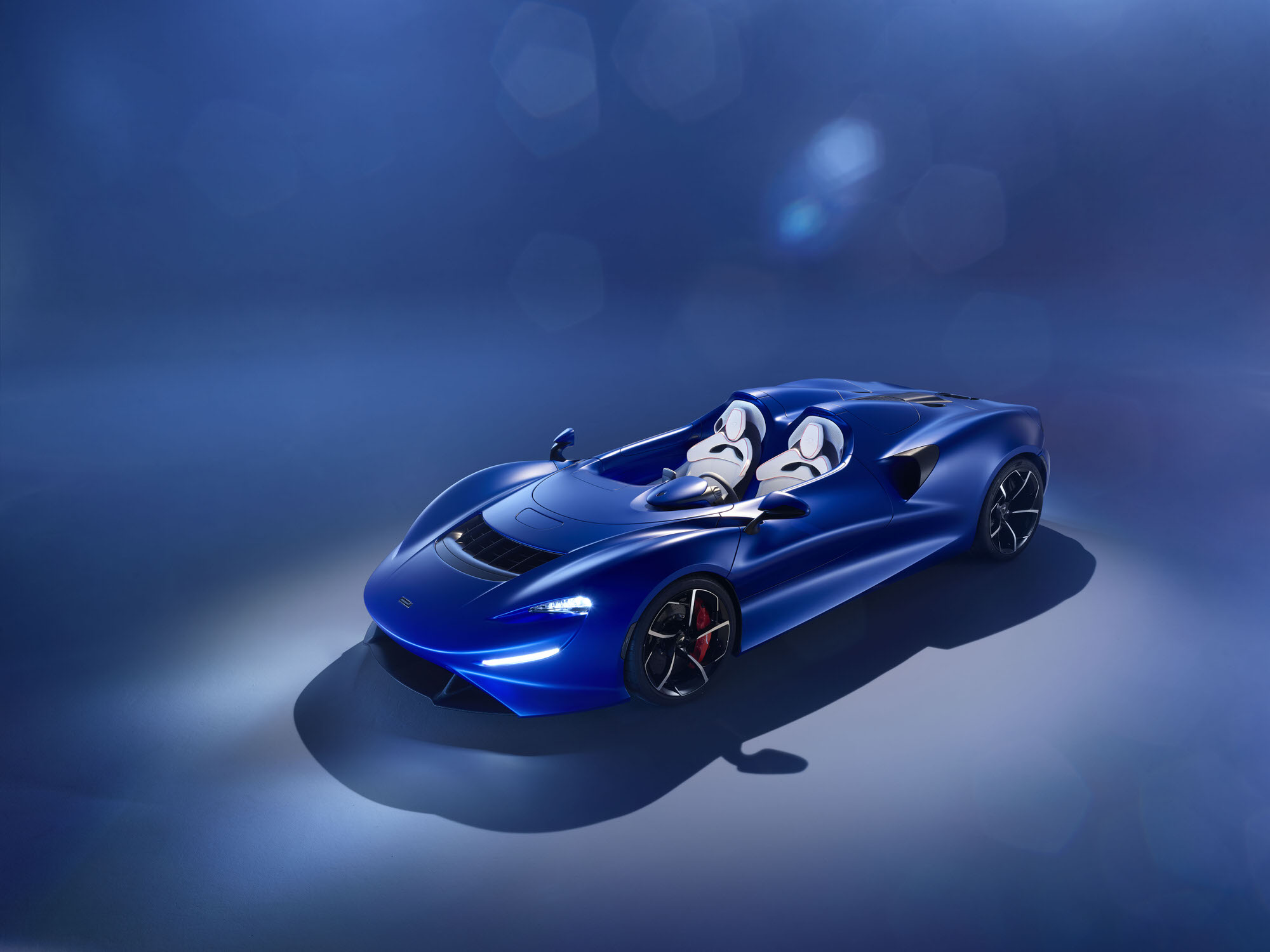 McLaren Elva, Open-top motoring, Timeless beauty, Ultimate exhilaration, 2000x1500 HD Desktop