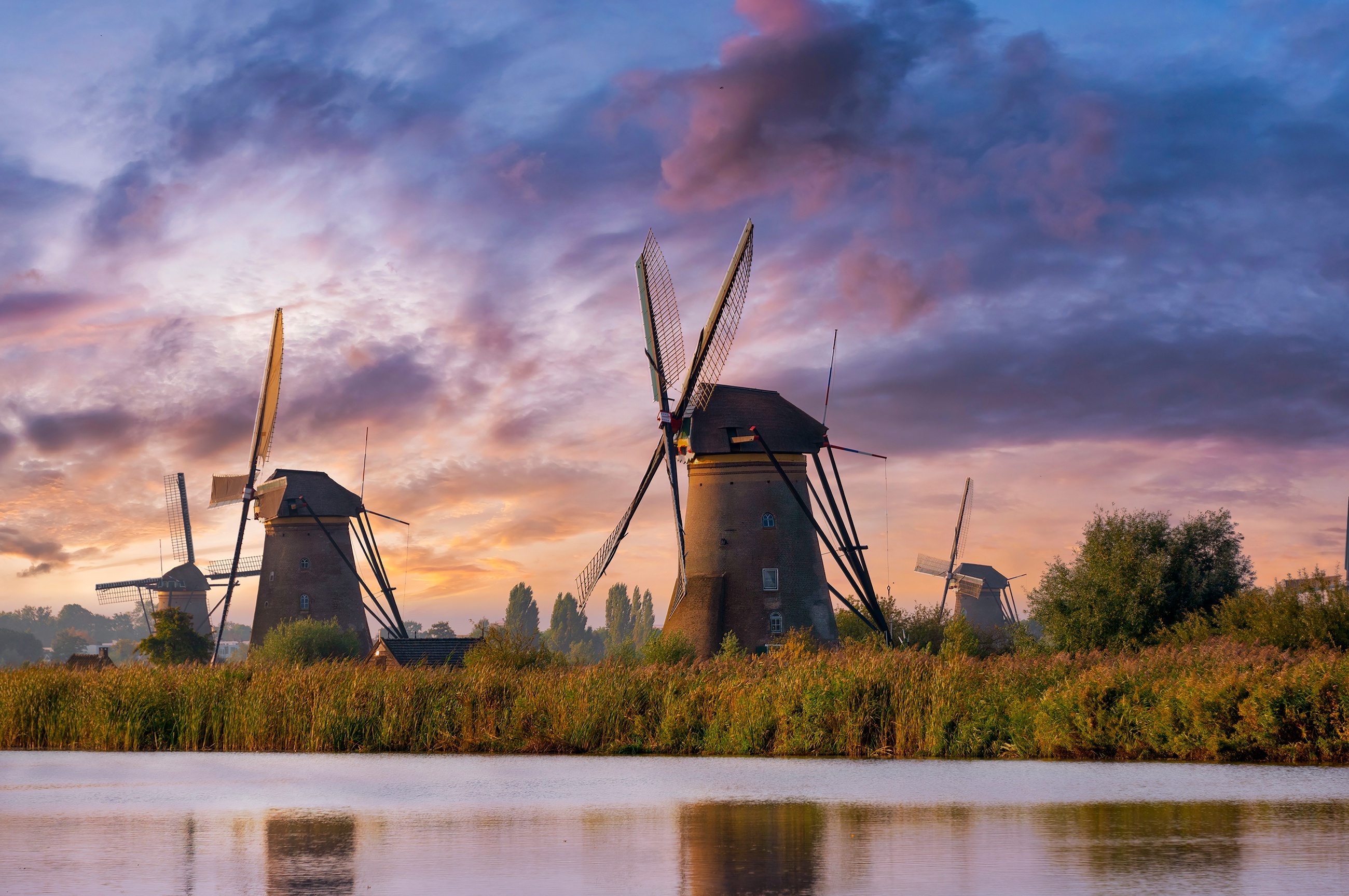Windmills at Kinderdijk, Windmill HD wallpaper, 2600x1730 HD Desktop