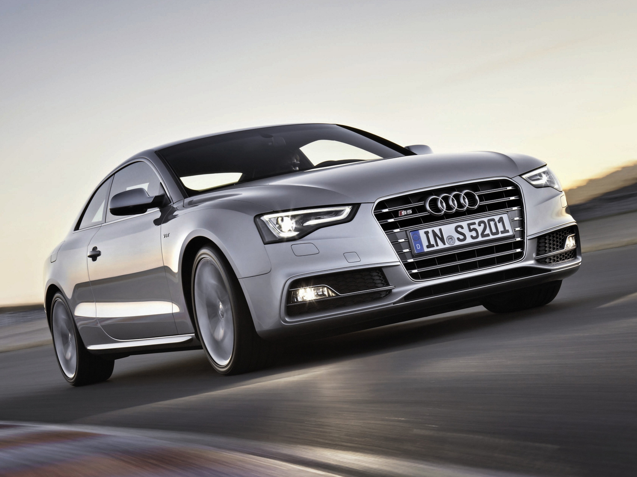 Audi S5, 2012 model, High-resolution wallpapers, Classic design, 2050x1540 HD Desktop