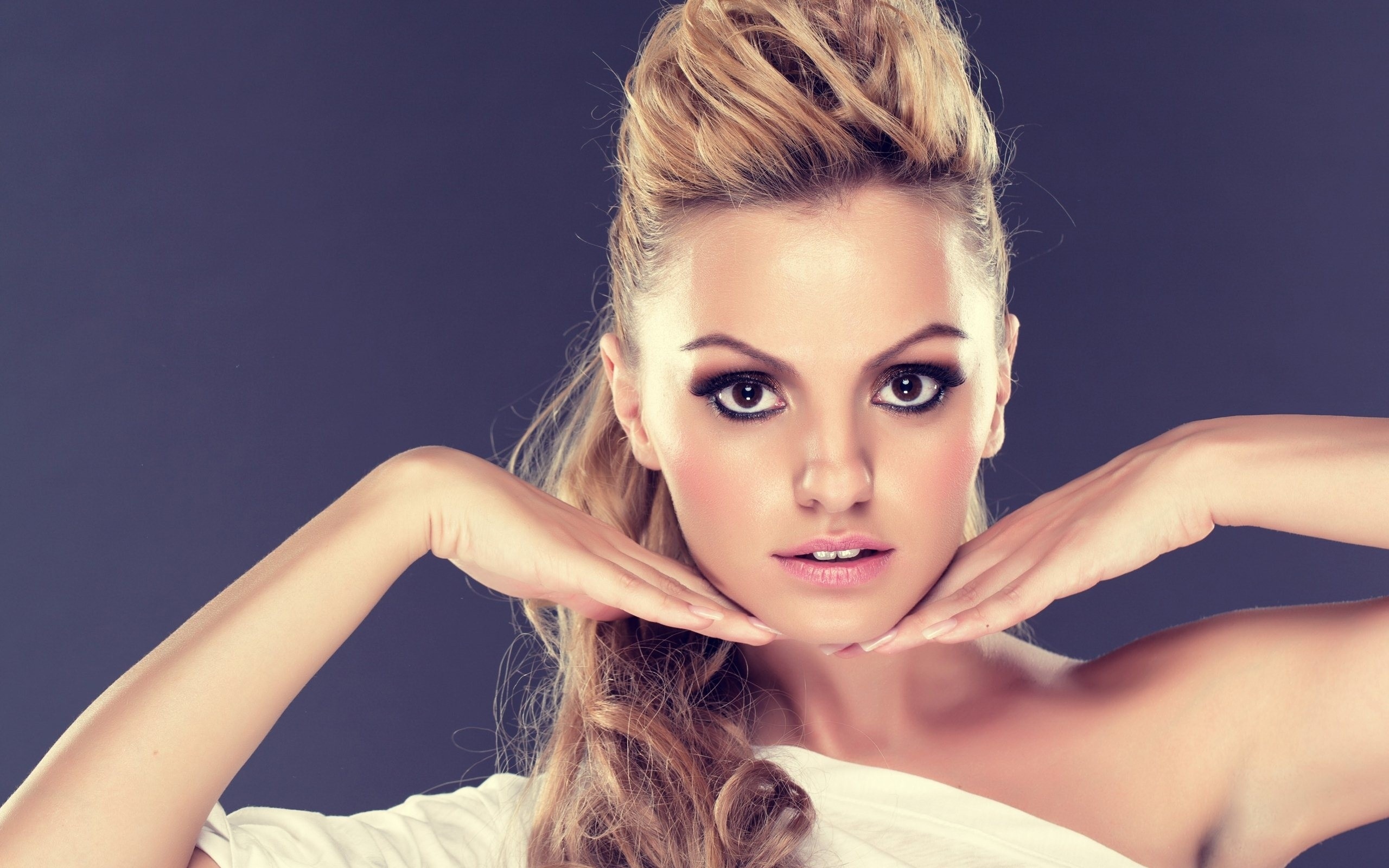 20+ Alexandra Stan HD Wallpapers and Backgrounds 2560x1600