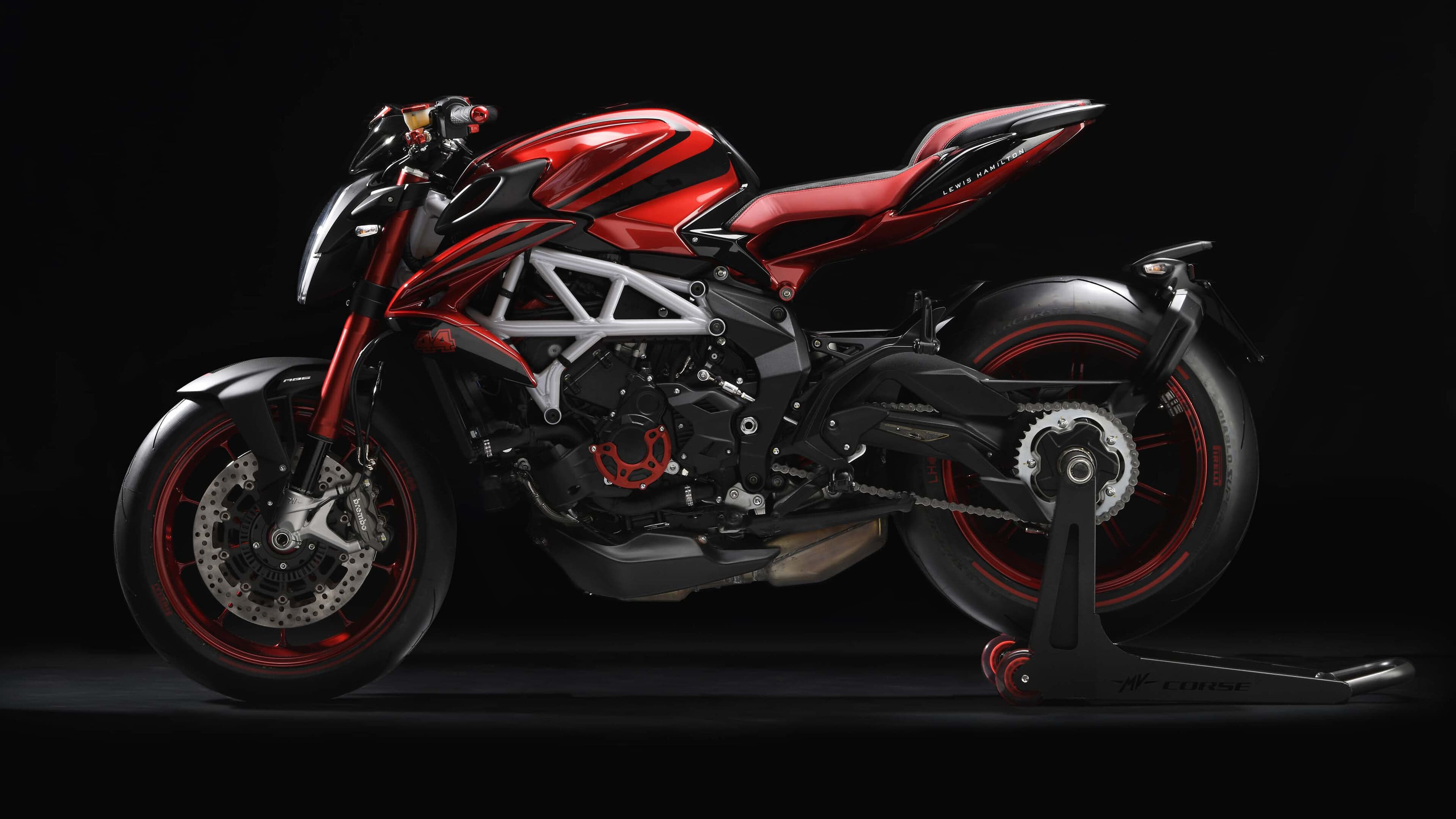 MV Agusta: Brutale 800 RR LH44, A four-cylinder 998 cubic centimeter engine with low-friction technology. 3840x2160 4K Wallpaper.