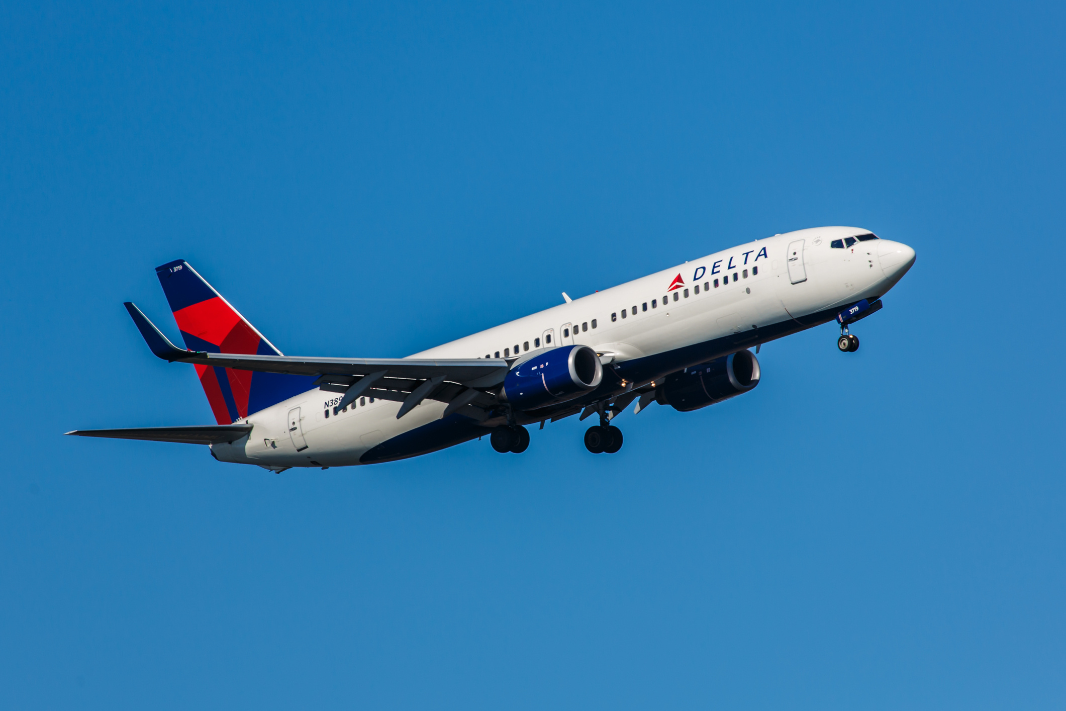 Delta Air Lines, Future outlook, Airline industry, Resilience, 2130x1420 HD Desktop