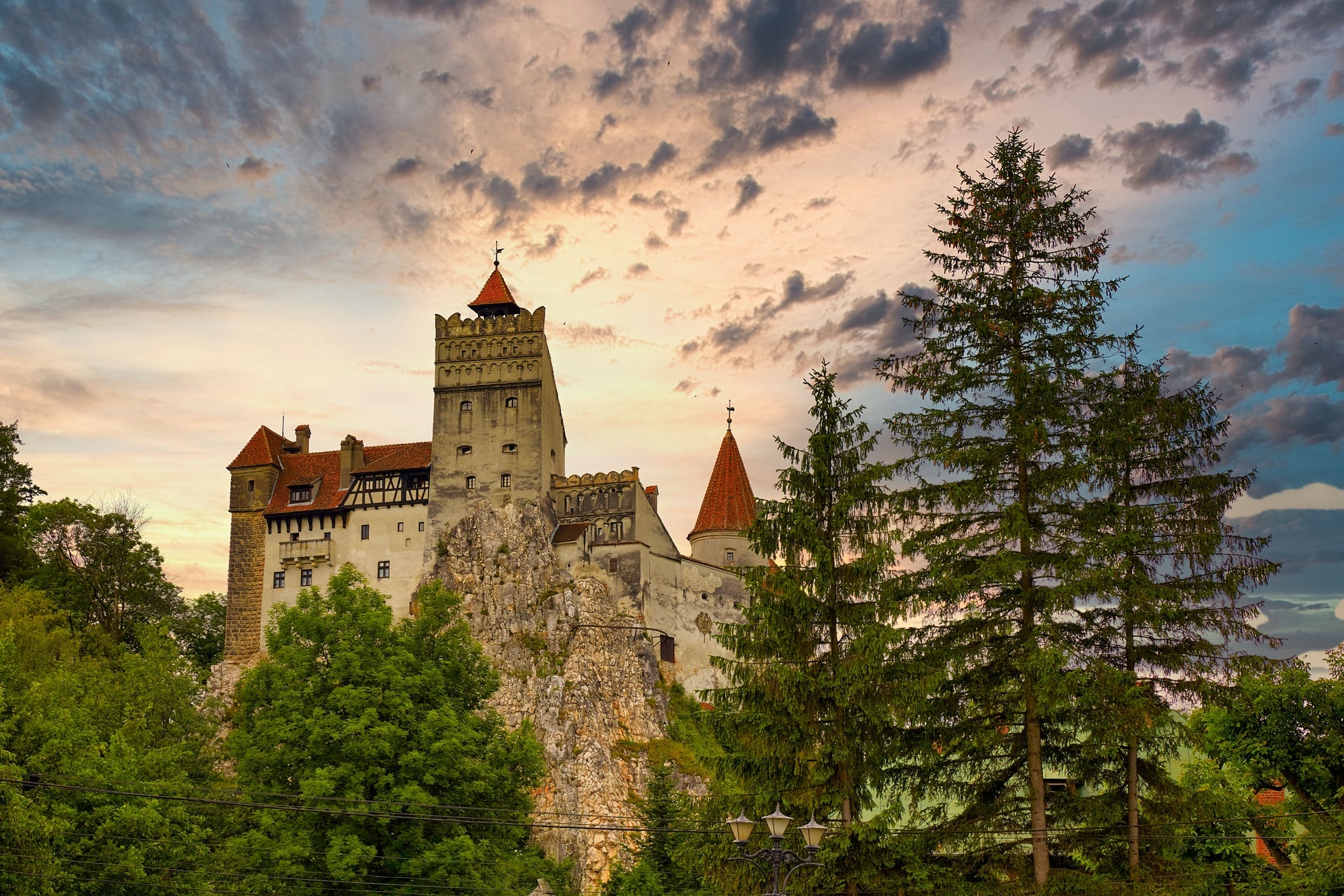 Bran Castle, Transylvania, Dracula's castle, Tickets and tours, 1920x1280 HD Desktop