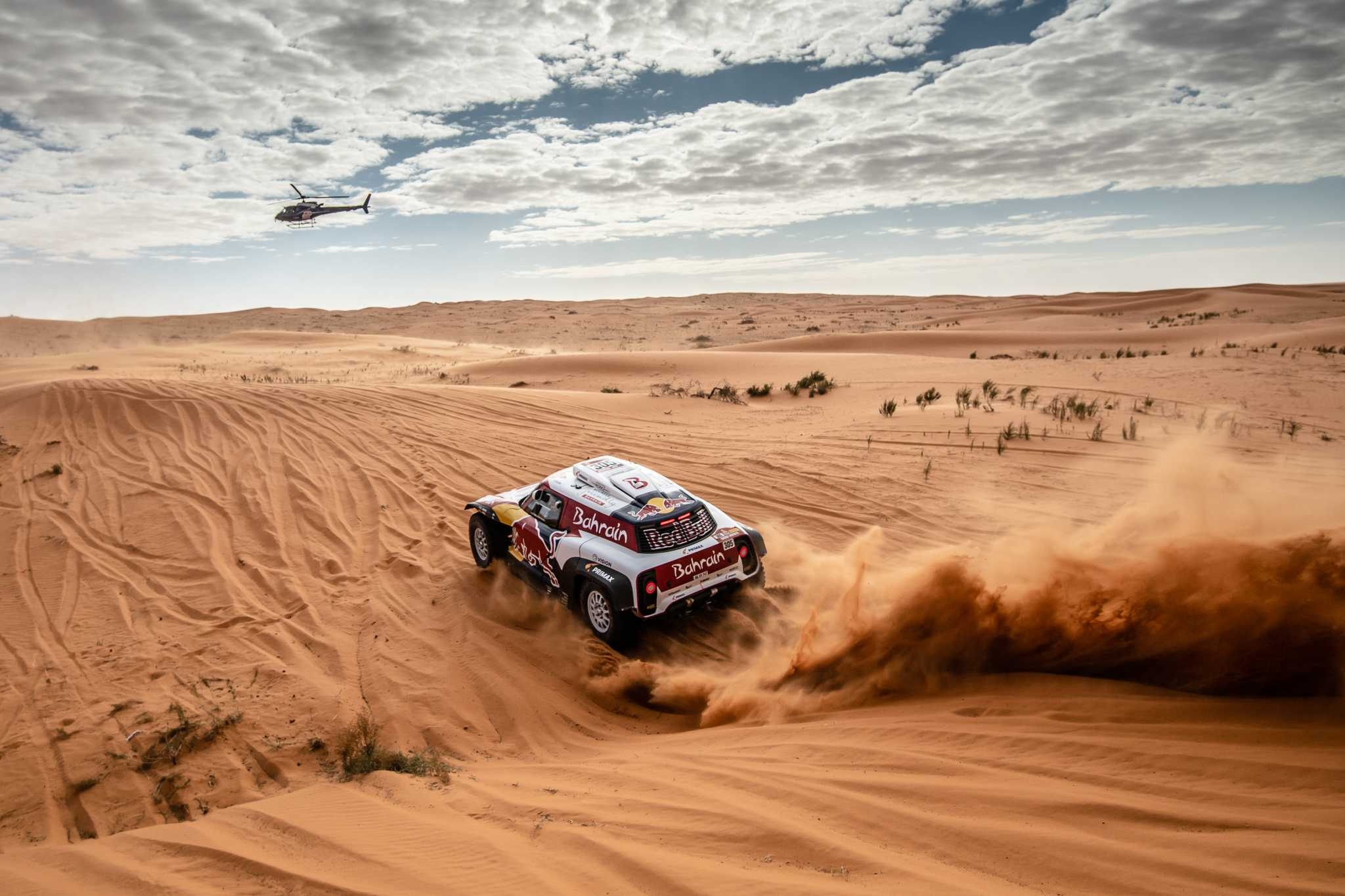 Dakar Rally: Saudi Arabia, MINI JCW Buggy, Carlos Sainz, A Spanish rally driver. 2050x1370 HD Background.