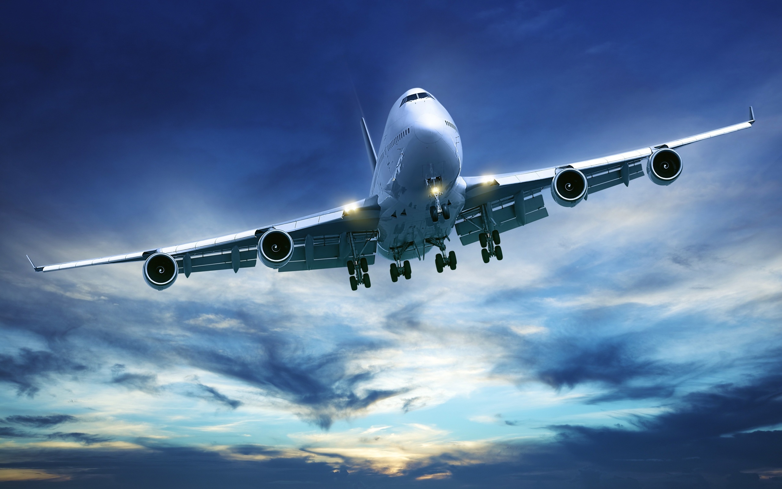 Boeing 747, Travelling elegance, Sky-high adventure, Flight experience, 2560x1600 HD Desktop