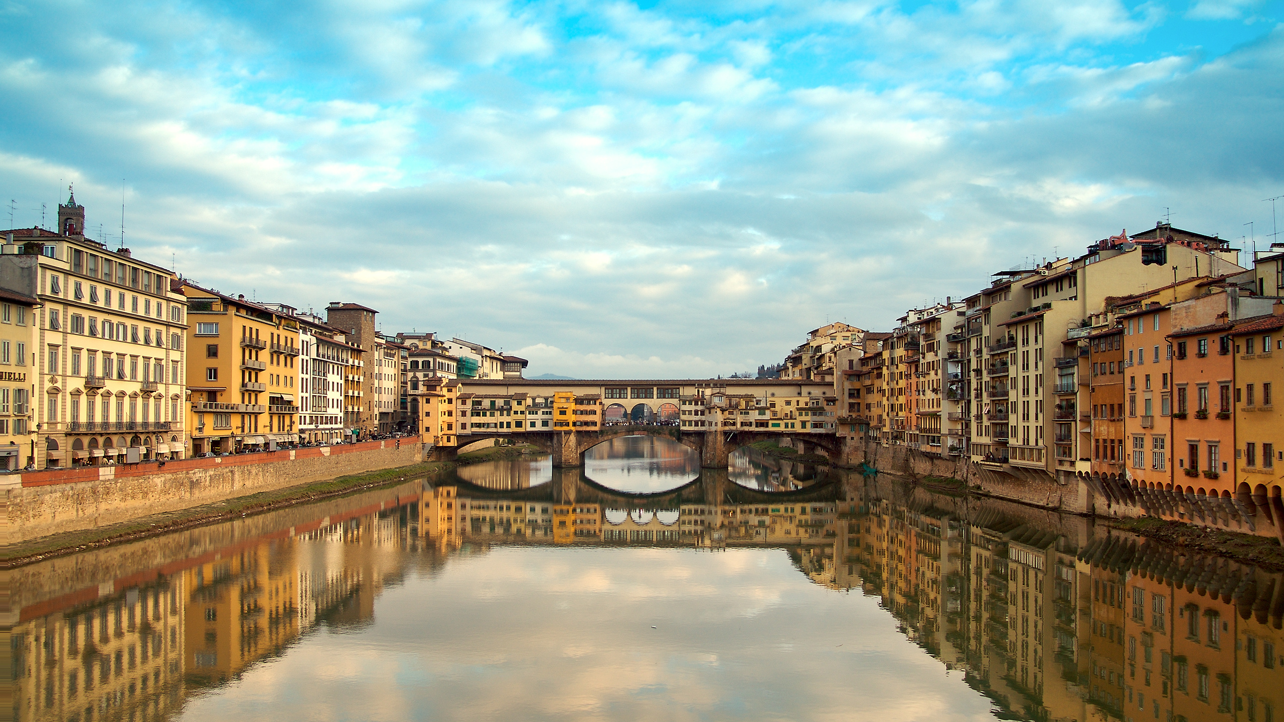 Die künstliche Schönheit von Ponte Vecchio, 2560x1440 HD Desktop