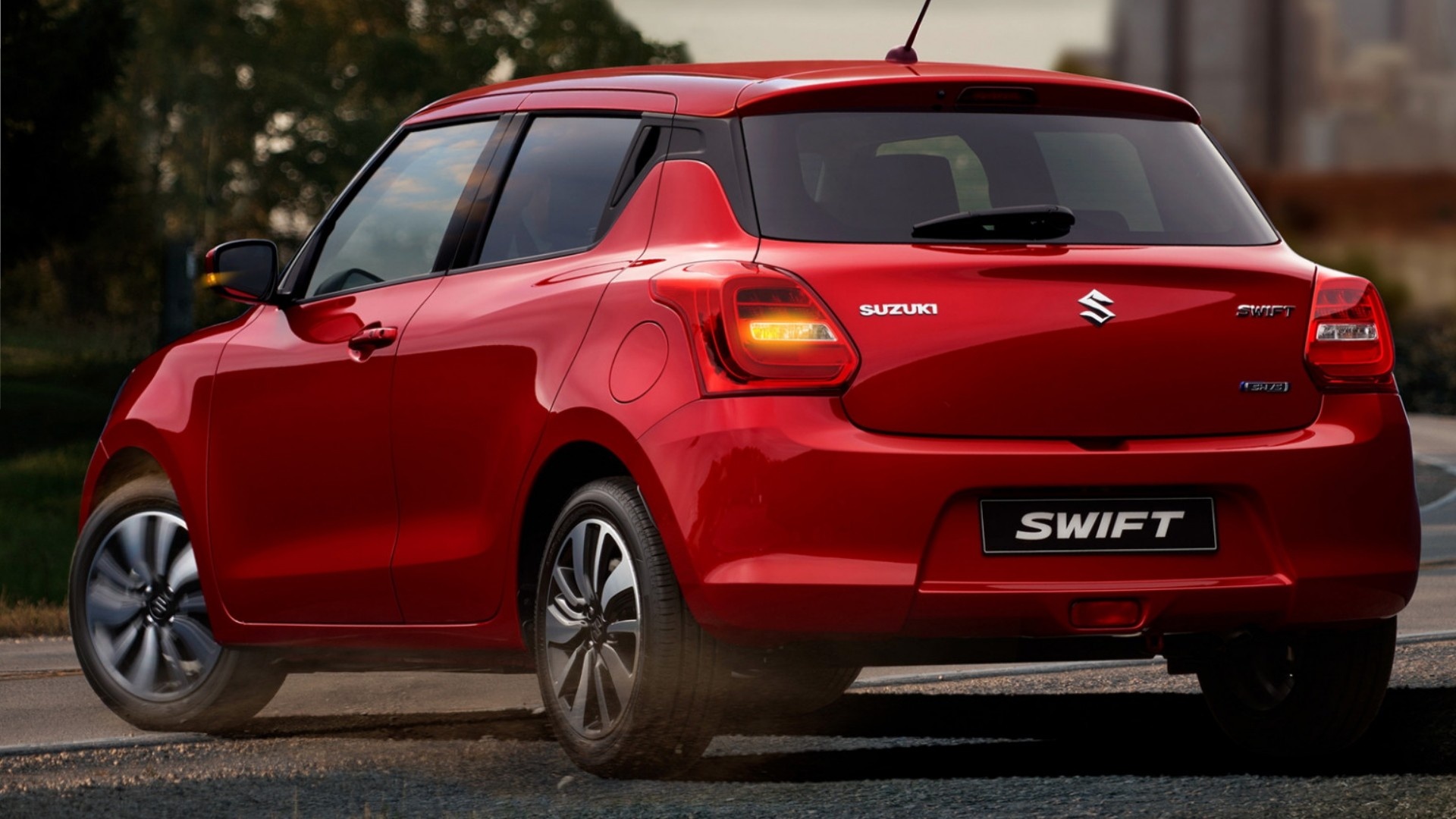 Suzuki Swift, Facelifted model, Autocenter Grimmen, New and used cars, 1920x1080 Full HD Desktop