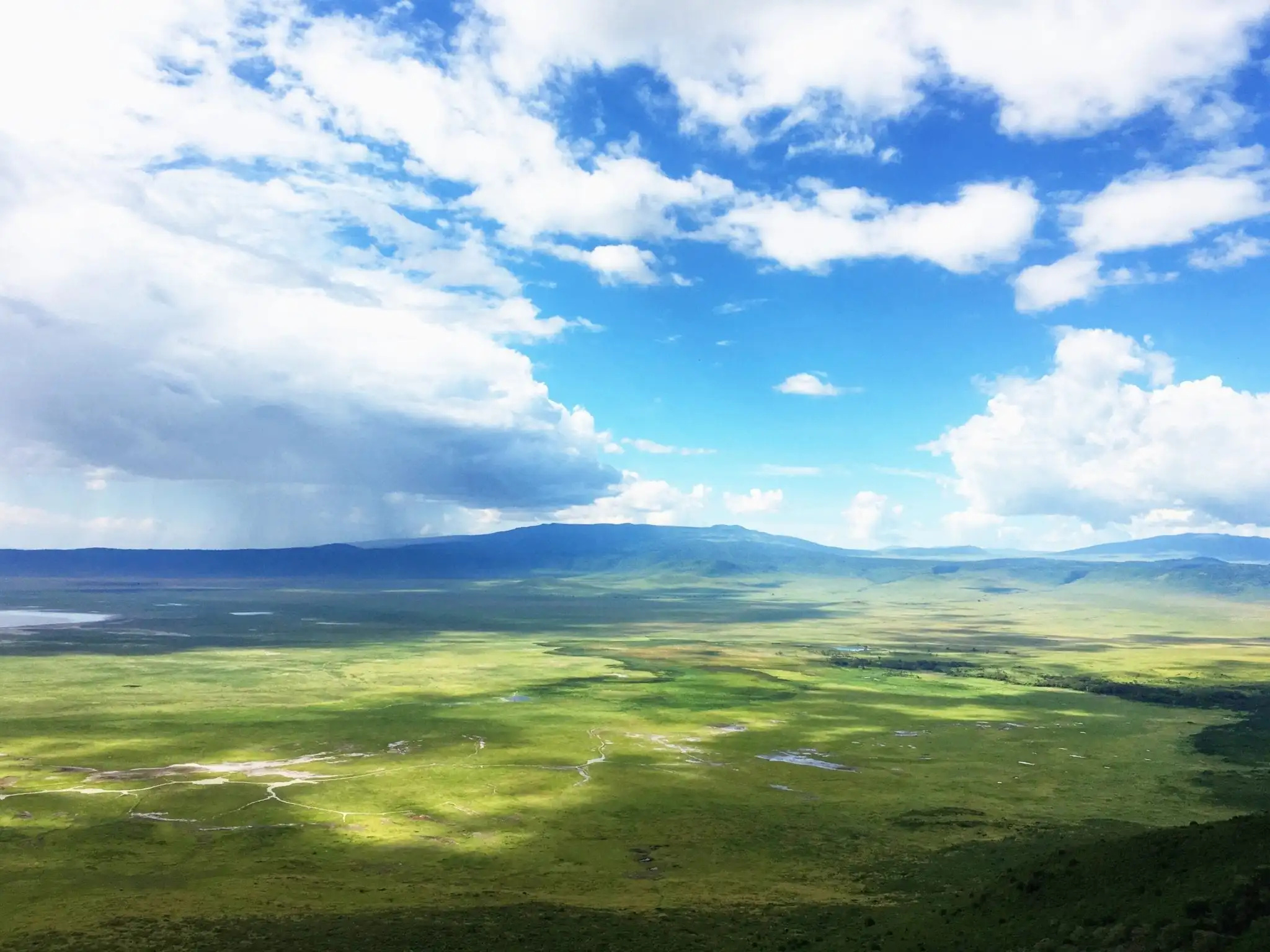 Tanzania, Ngorongoro Crater Highlands, 2050x1540 HD Desktop