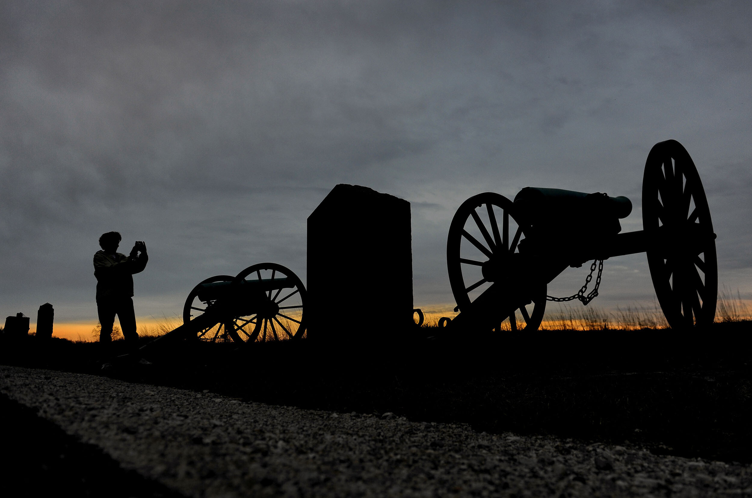 Gettysburg: The Battlefield Historic District in Pennsylvania, Infantry cannons, American Civil War. 2500x1660 HD Background.