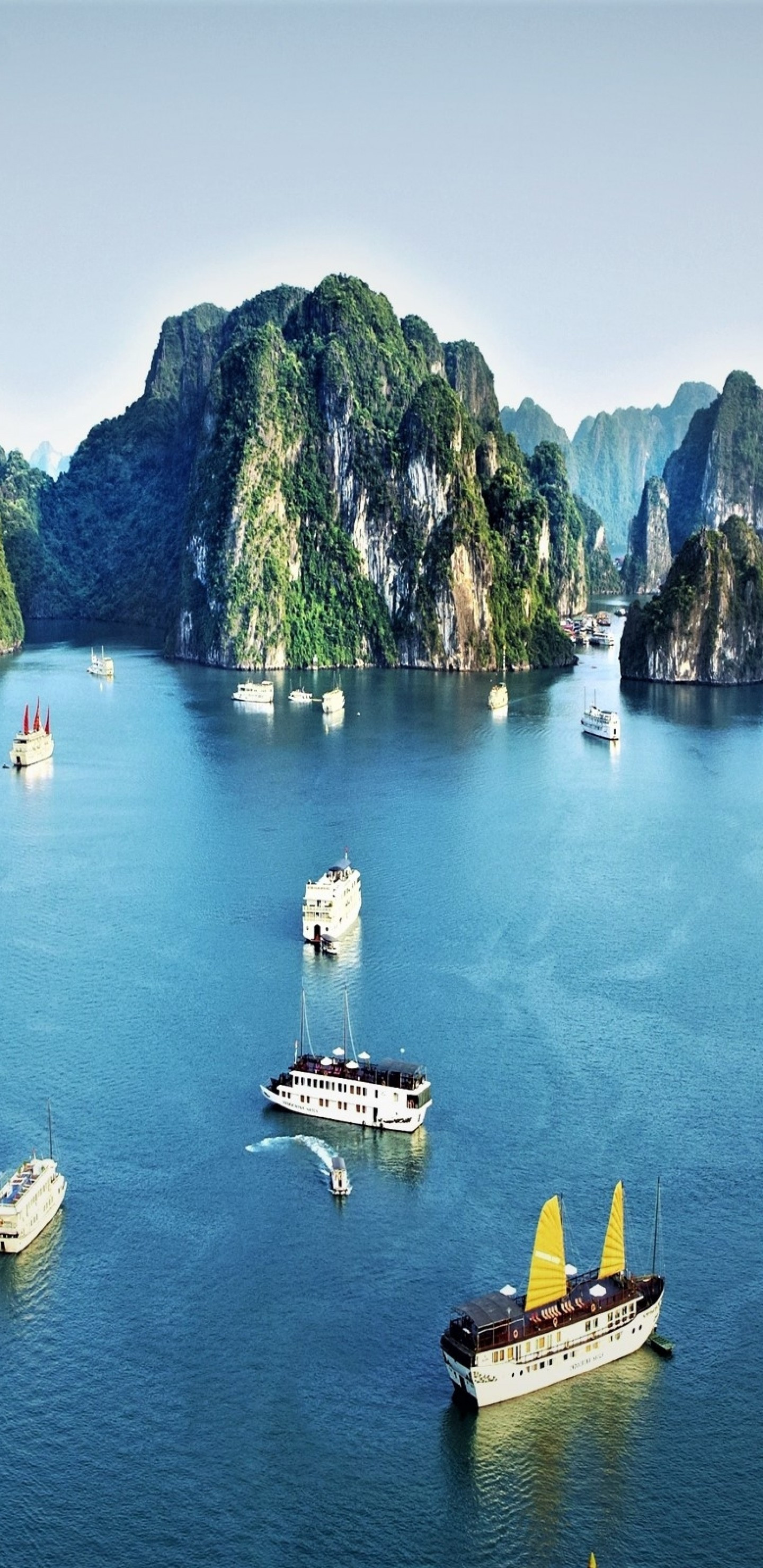 Vietnam ships, Ocean rocks, Ha Long Bay scenery, Samsung Galaxy wallpapers, 1440x2960 HD Phone