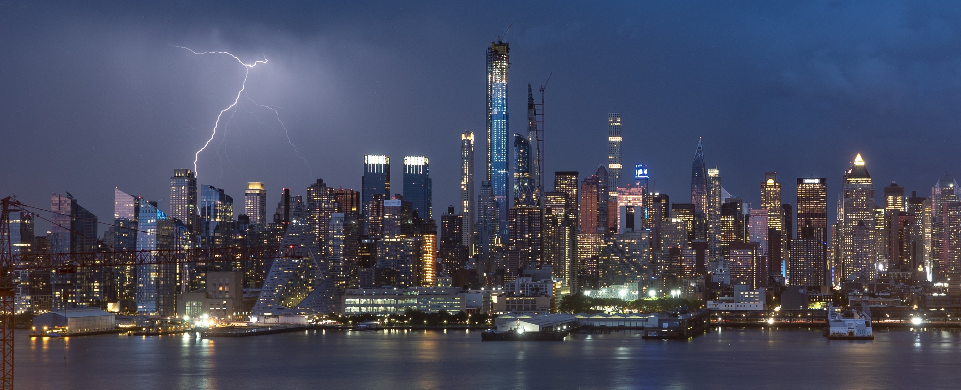 Manhattan Skyline at Night, Long-term timelapse, New York's iconic skyline, Nighttime beauty, 3070x1250 Dual Screen Desktop