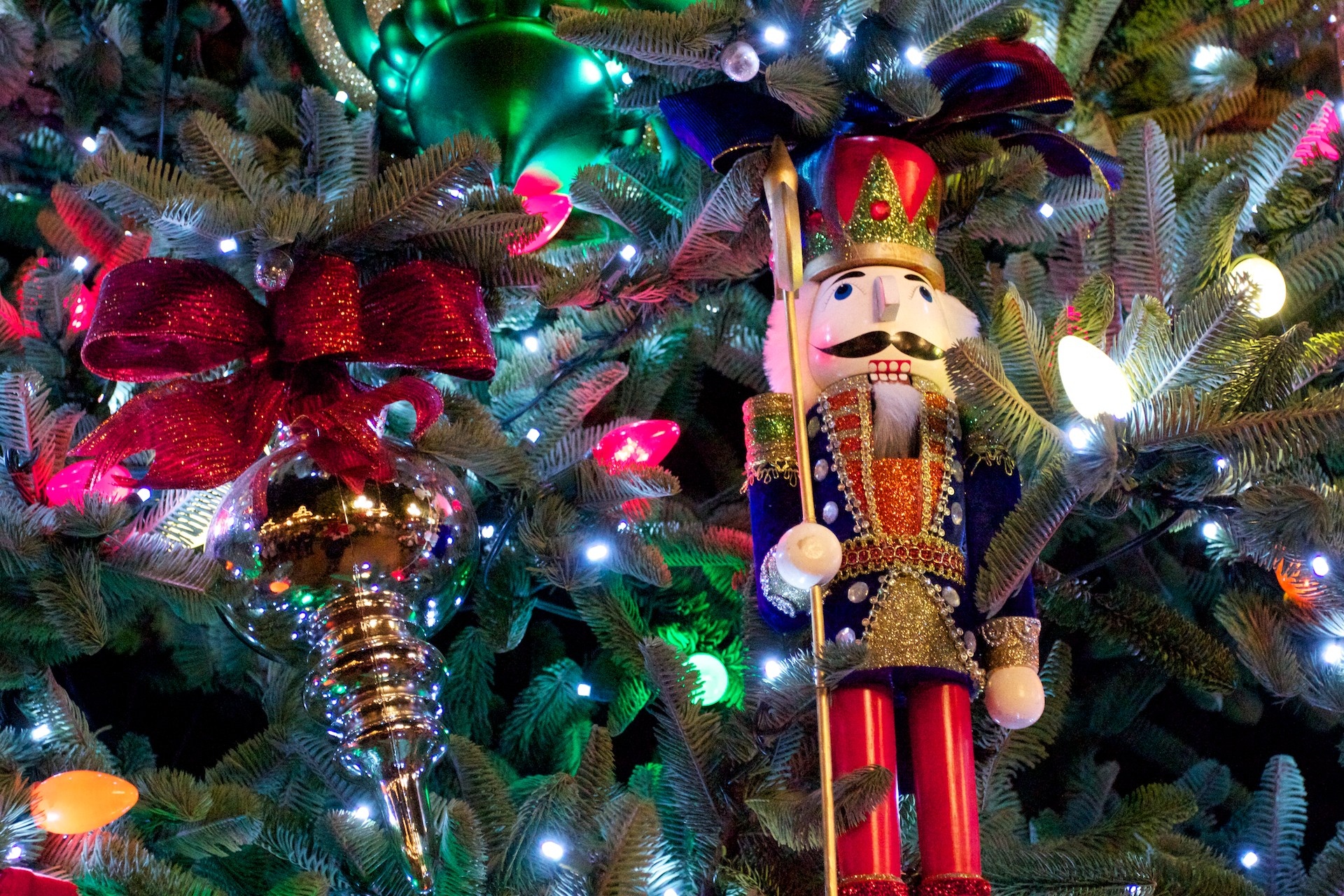Nutcracker: A toy soldier, The doll as a symbol of good luck, German tradition. 1920x1280 HD Background.