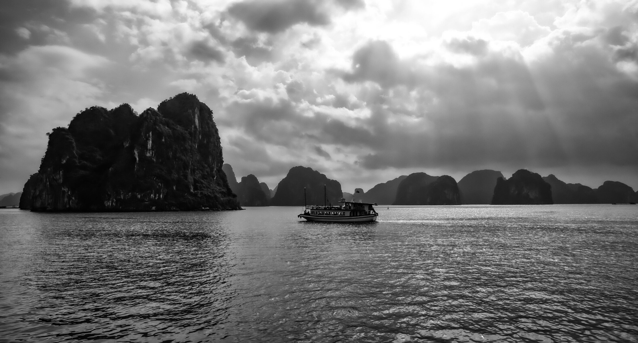 Ha Long Bay, Vietnamese gem, Josh Ellis photography, Stunning landscapes, 2500x1350 HD Desktop