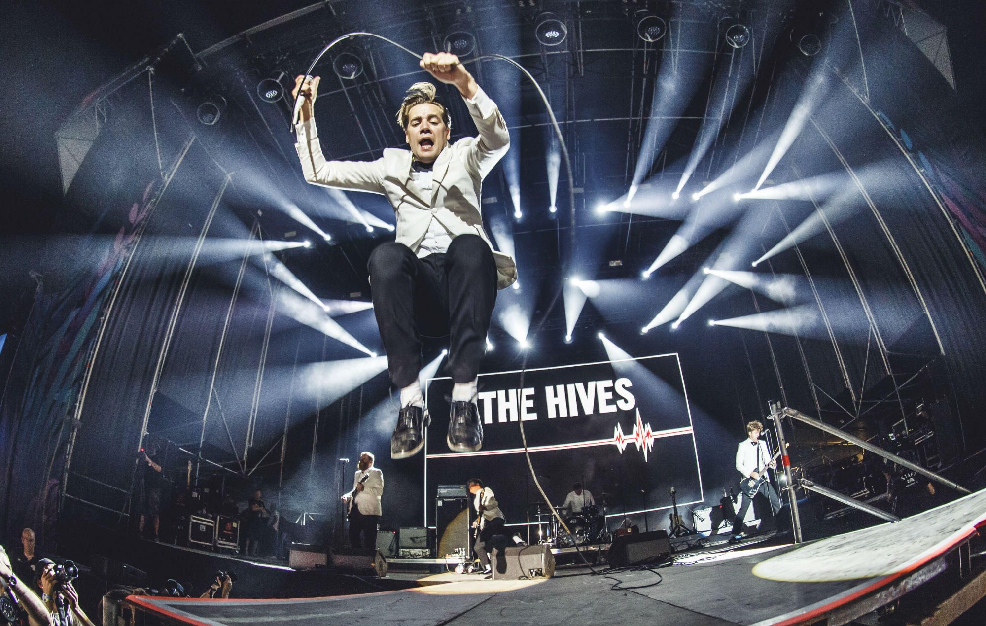 The Hives, Virtual world tour, January 2021, 2000x1270 HD Desktop