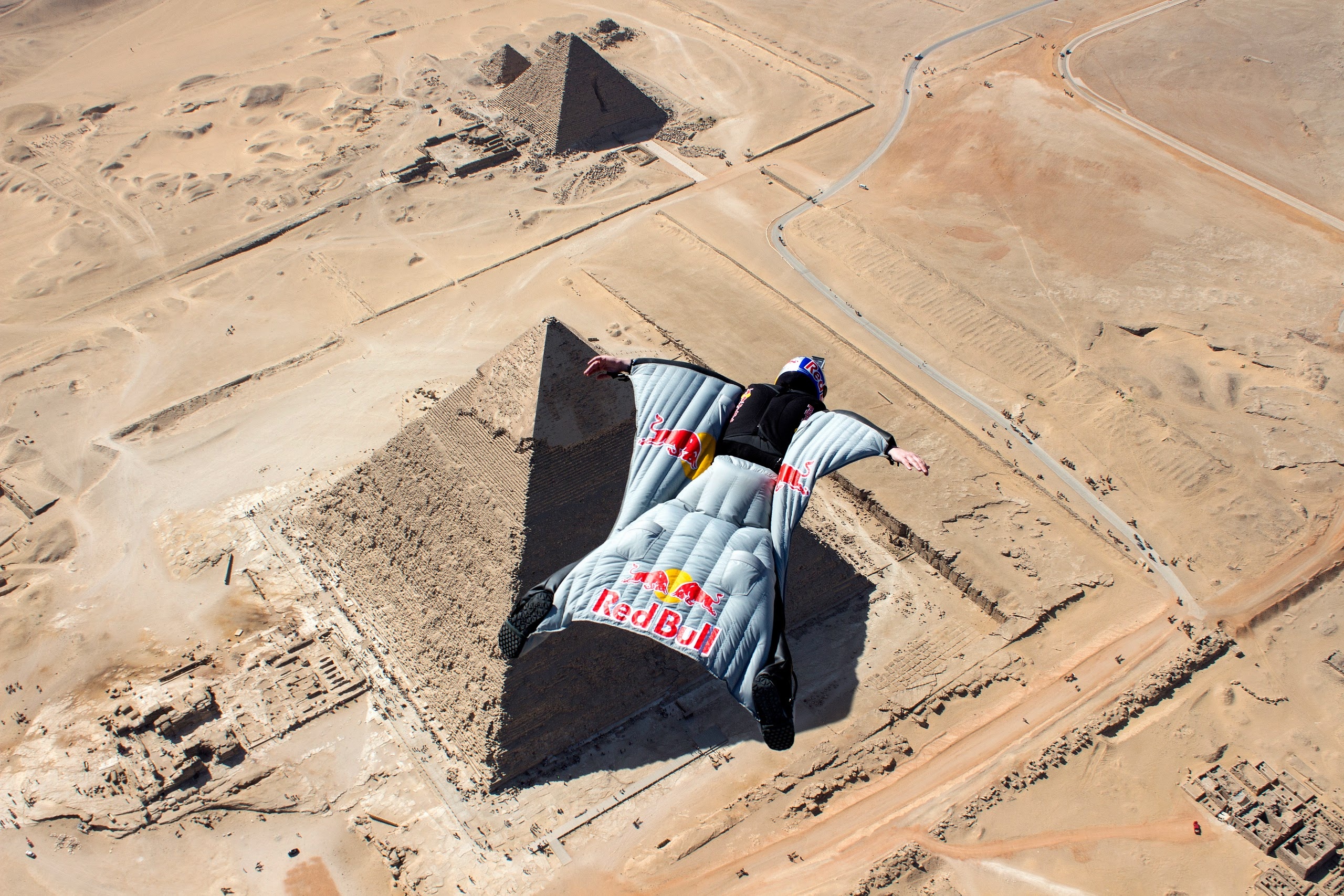 Wingsuit Flying: Wingsuiting in the desert, The Giza pyramid complex, Egypt. 2560x1710 HD Wallpaper.