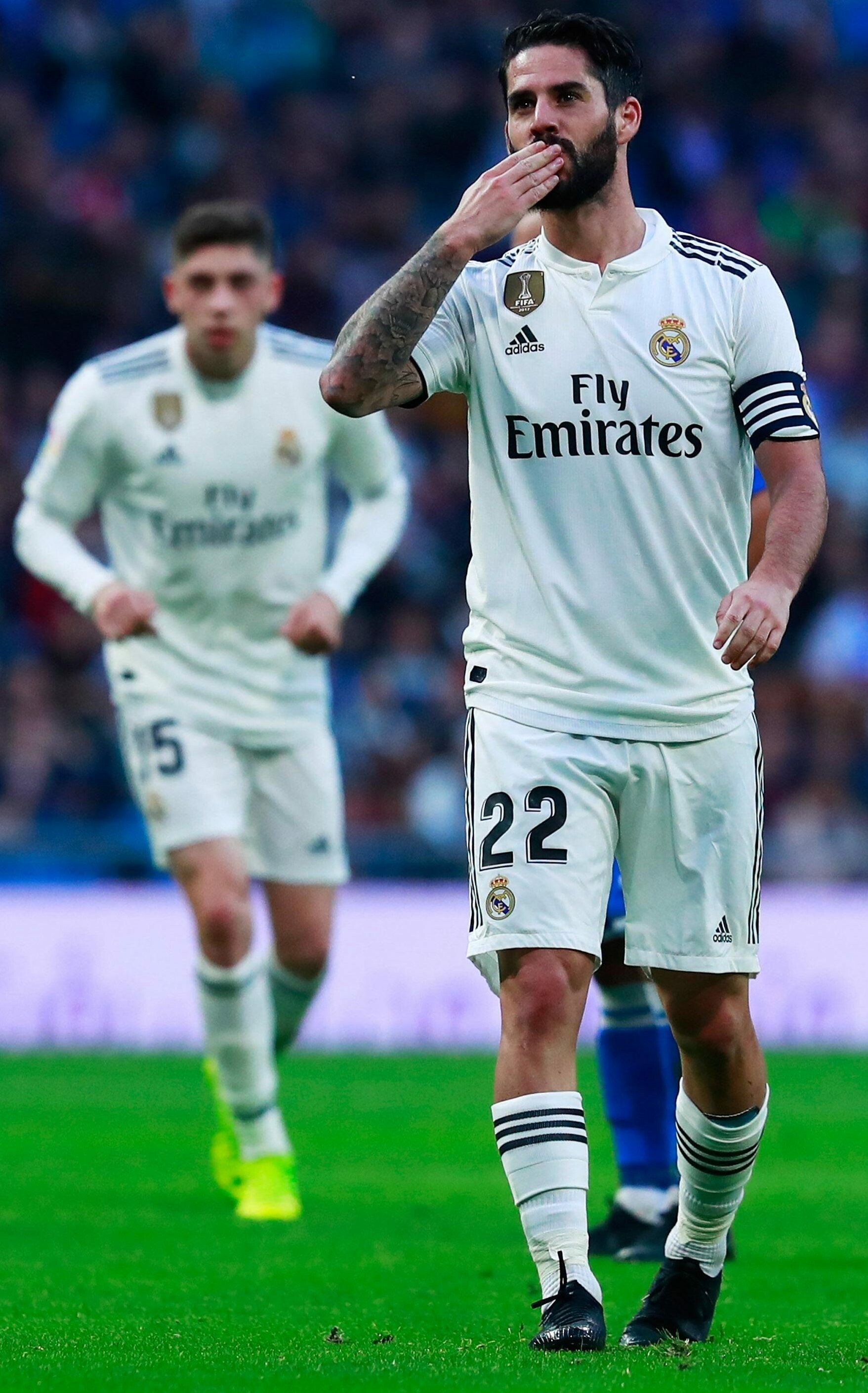 Real Madrid Copa Del Rey, Isco's brace, Santiago Solari's debut, Goal-scoring feat, 1760x2820 HD Phone